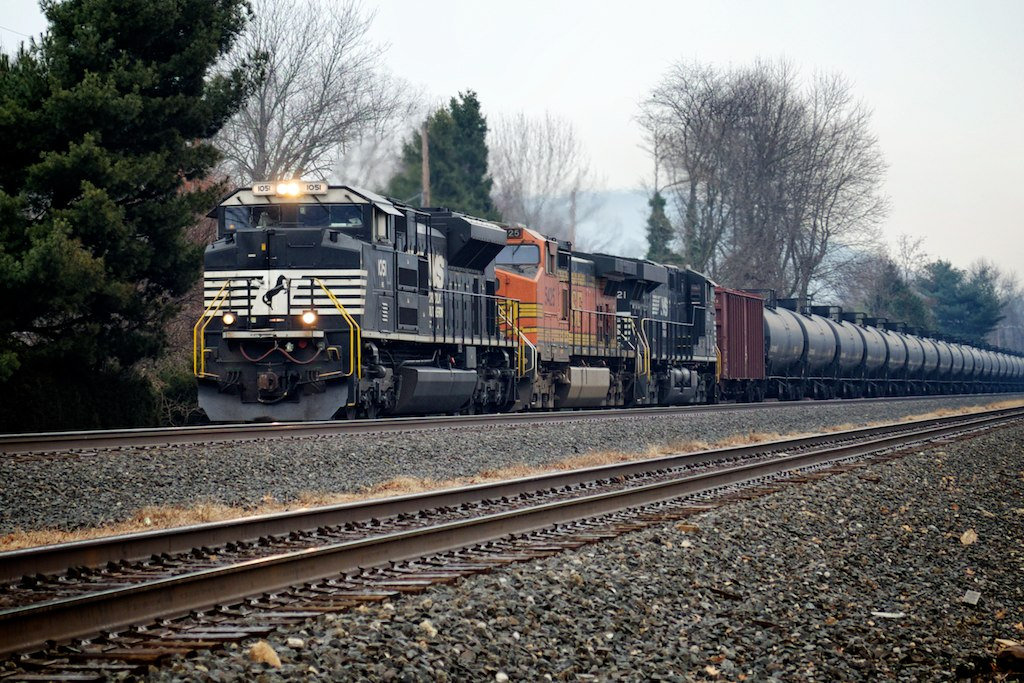 Congress To Take Up Oil Train Safety