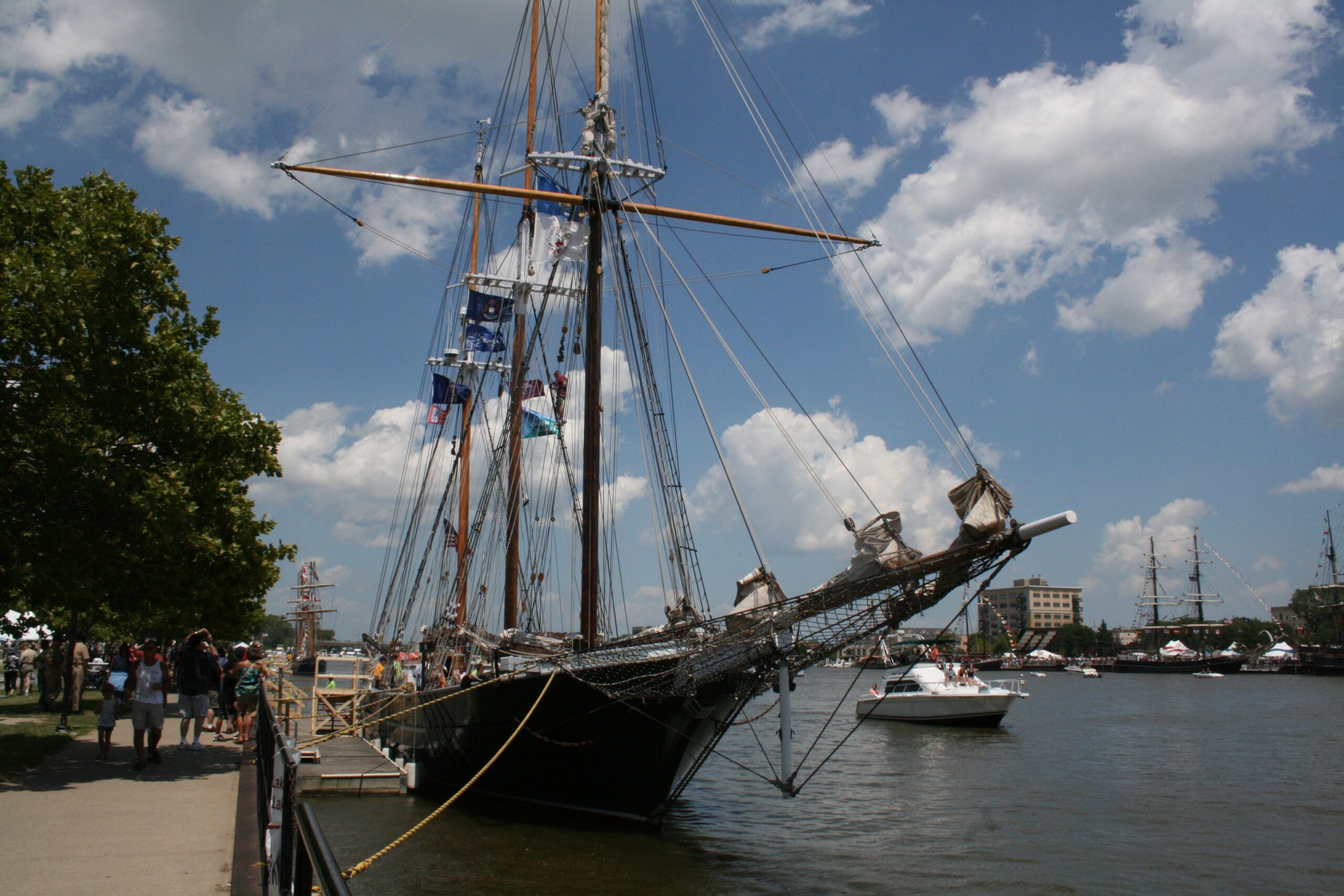 9 Tall-Masted Ships Will Dock In Green Bay This Weekend