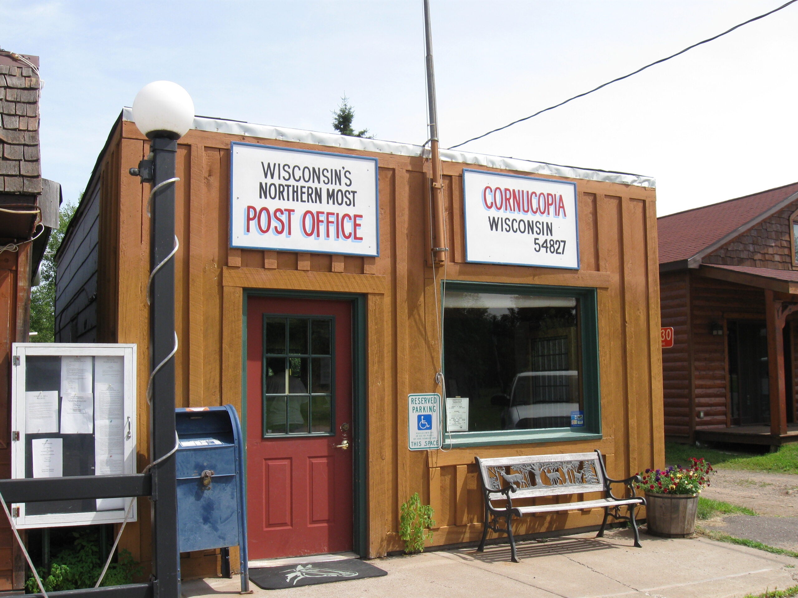 Some WI towns worry about losing their Post Offices WPR
