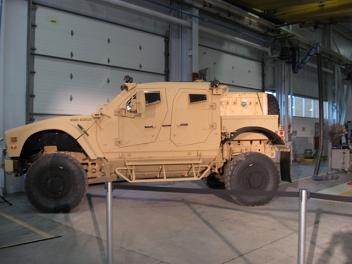 Defense Secretary Gates says troops love Oshkosh Corporation’s mine-resistant vehicles