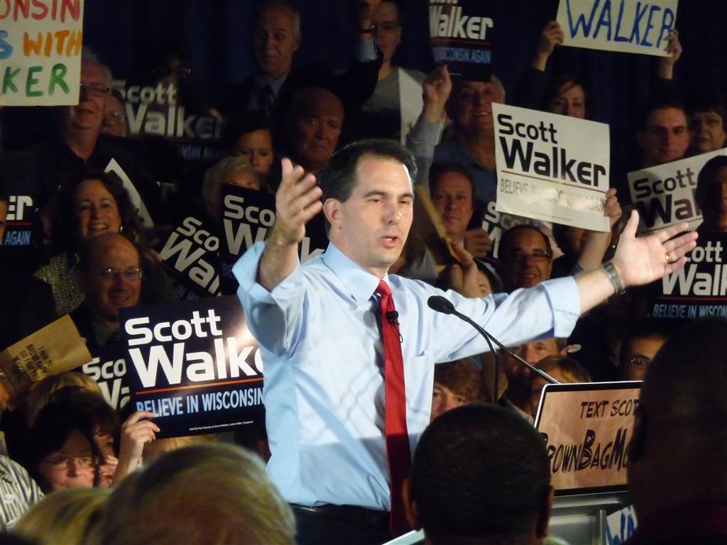 Released Emails Show Tight Connections Around Walker’s 2010 Campaign Staff, Executive Office