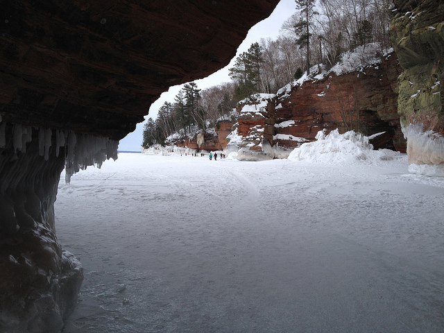 Visitors To Apostle Islands Ice Caves Will Have To Pay $5 Fee