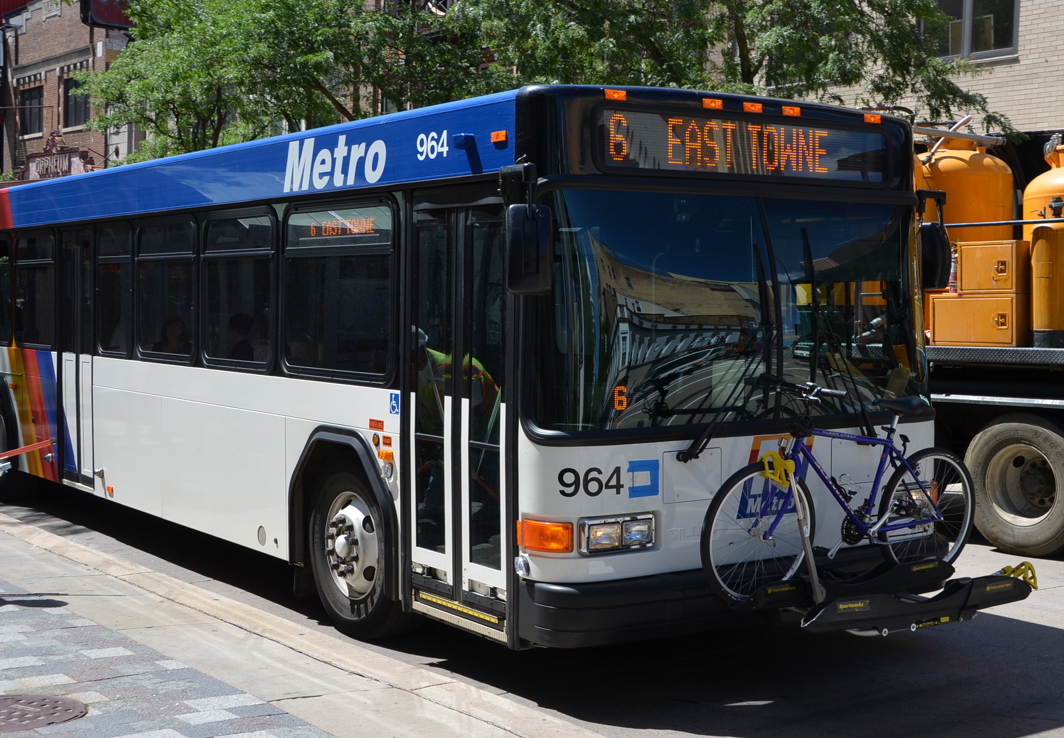 Numbers Show Mixed Picture For Wisconsin Public Transit