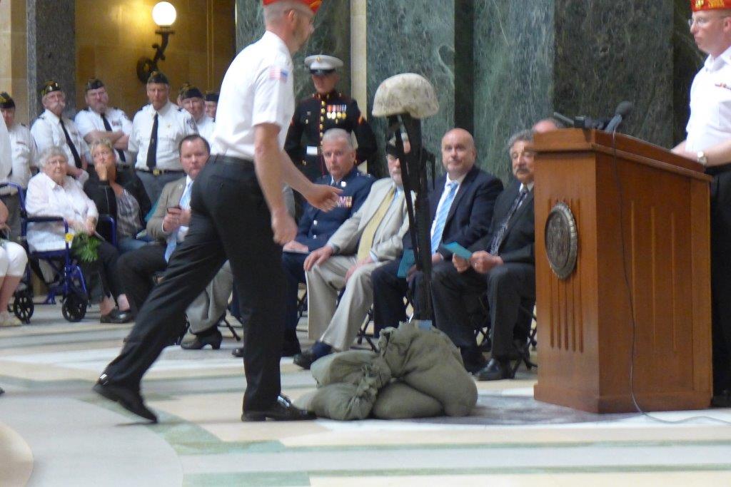 Veterans Erect ‘Soldiers Cross’ During State Capitol Memorial Day Ceremony