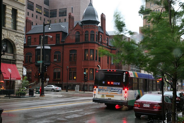 Milwaukee County Transit bus