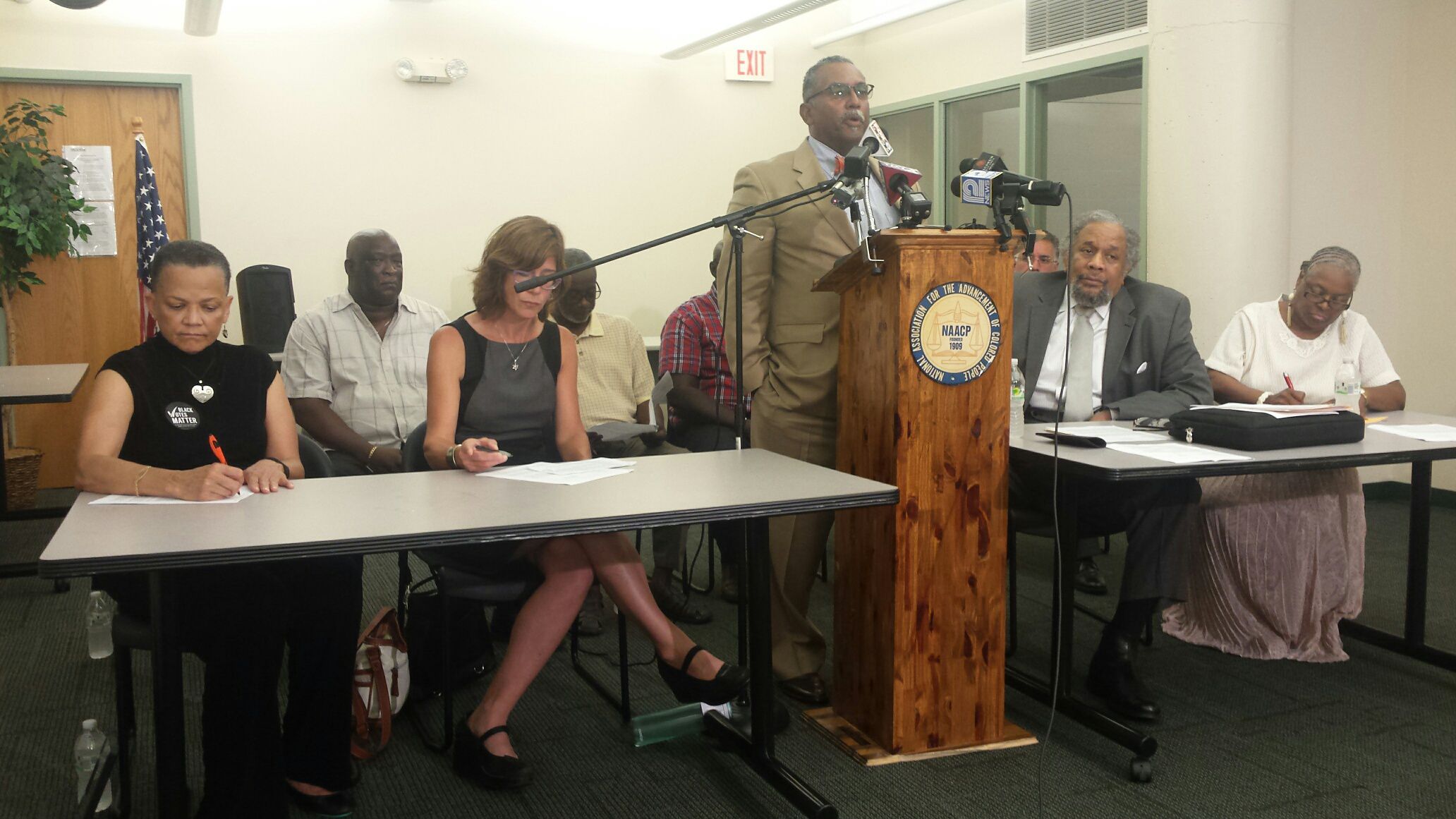 Fred Royal of the Milwaukee Branch of the NAACP speaks at Monday's news conference.