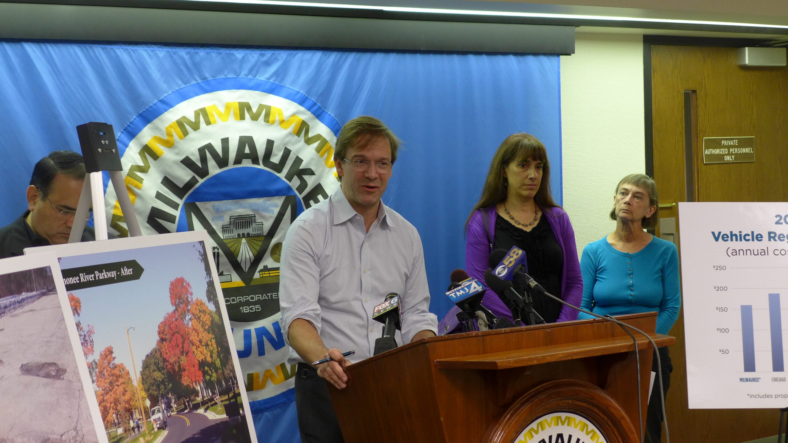 Milwaukee County Executive Chris Abele reveals his county transit funding plan