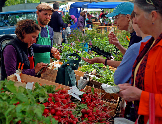farmers market, Corey Templeton (CC-BY-NC-ND)