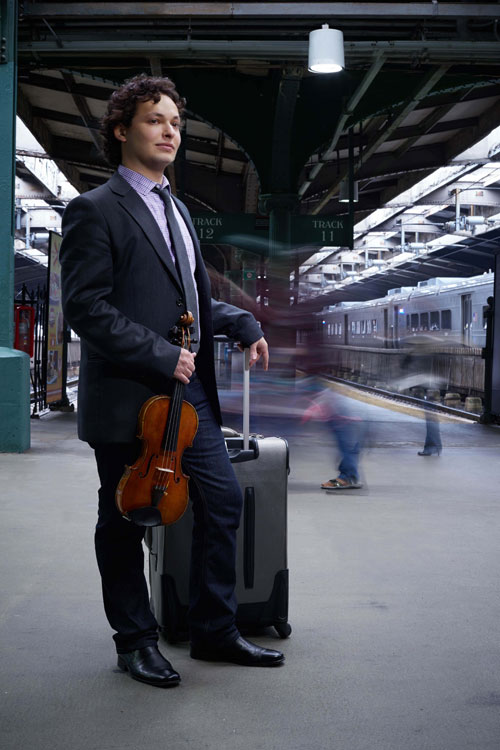 Photo of Violinist Yevgeny Kutik