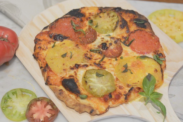 RECIPE: Heirloom Tomato High-Heat Pizza