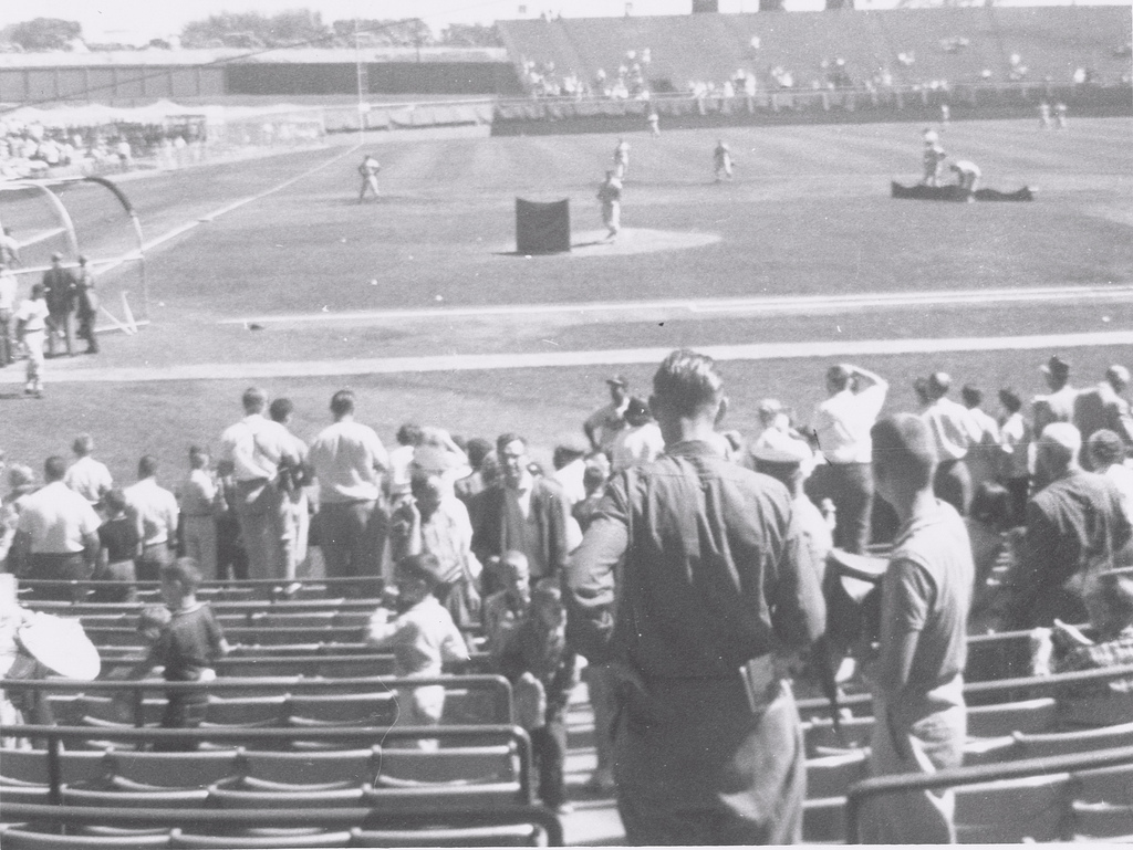 (Milwaukee County Stadium Sept 1960)