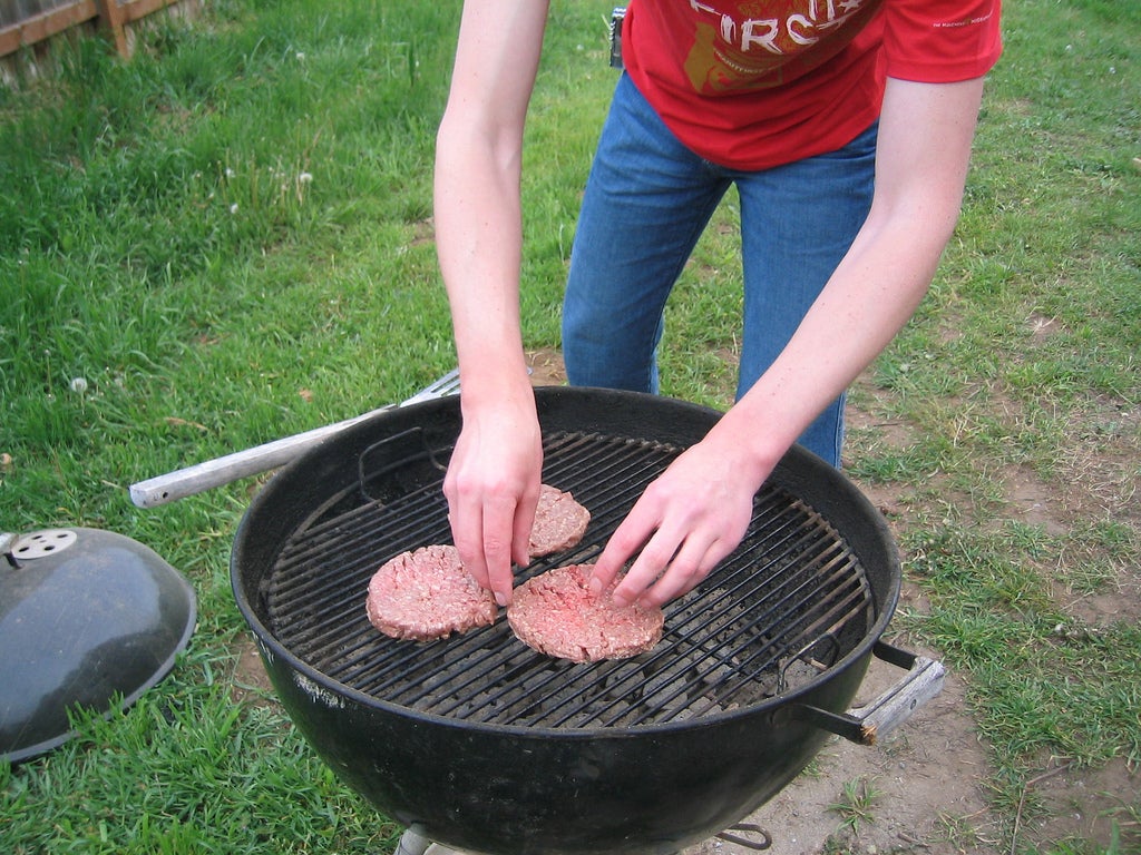 Grilling, Anna Thomas Bates