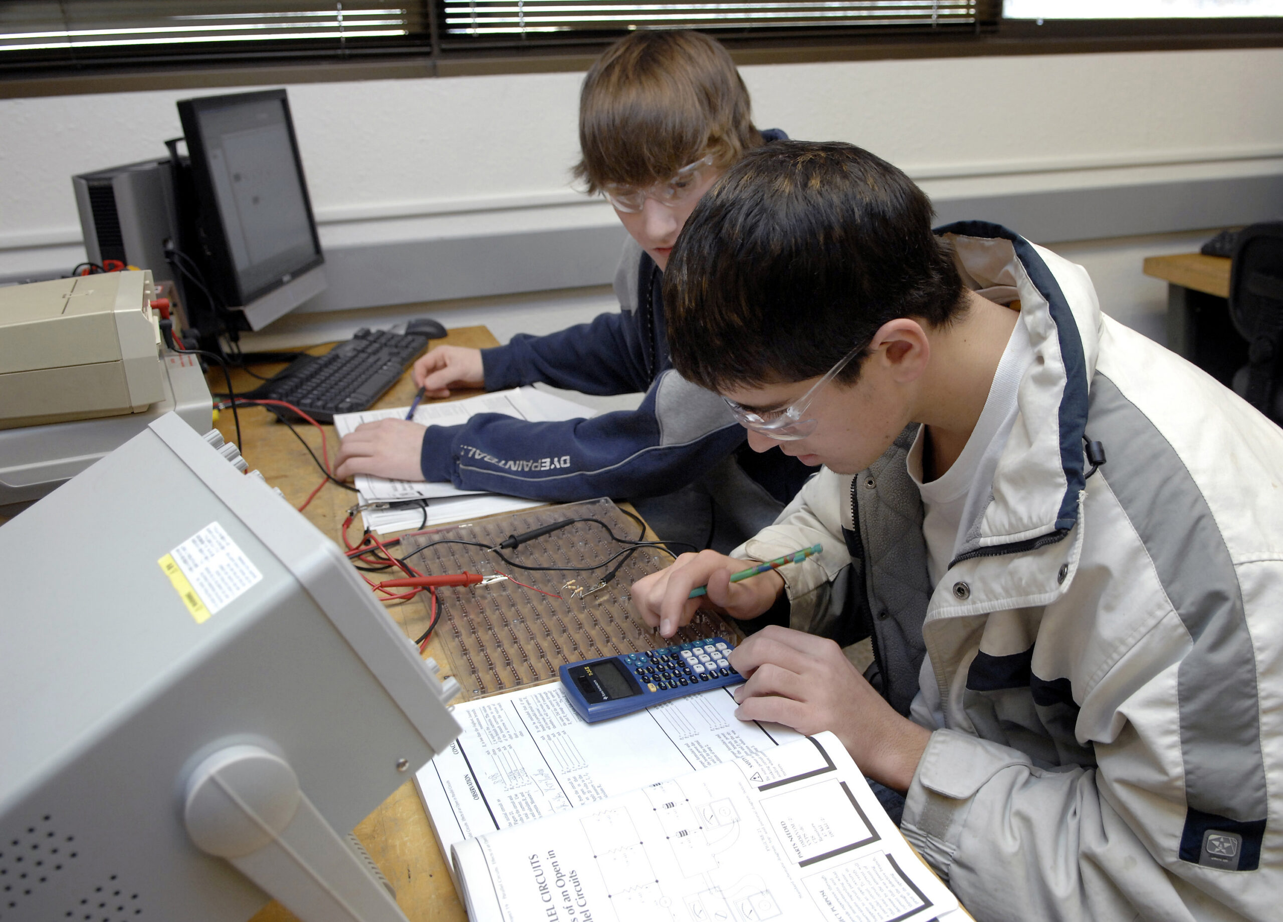 High School Sophomores work in an electronics class