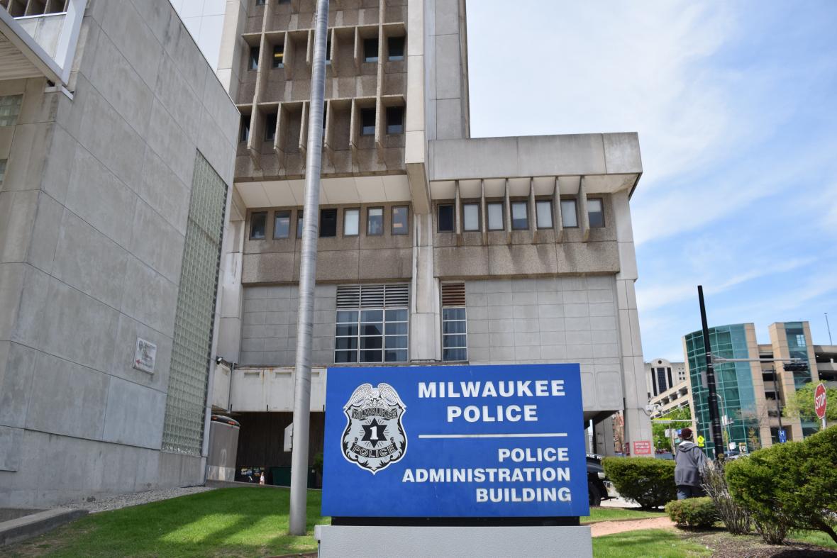 Milwaukee Police Department building