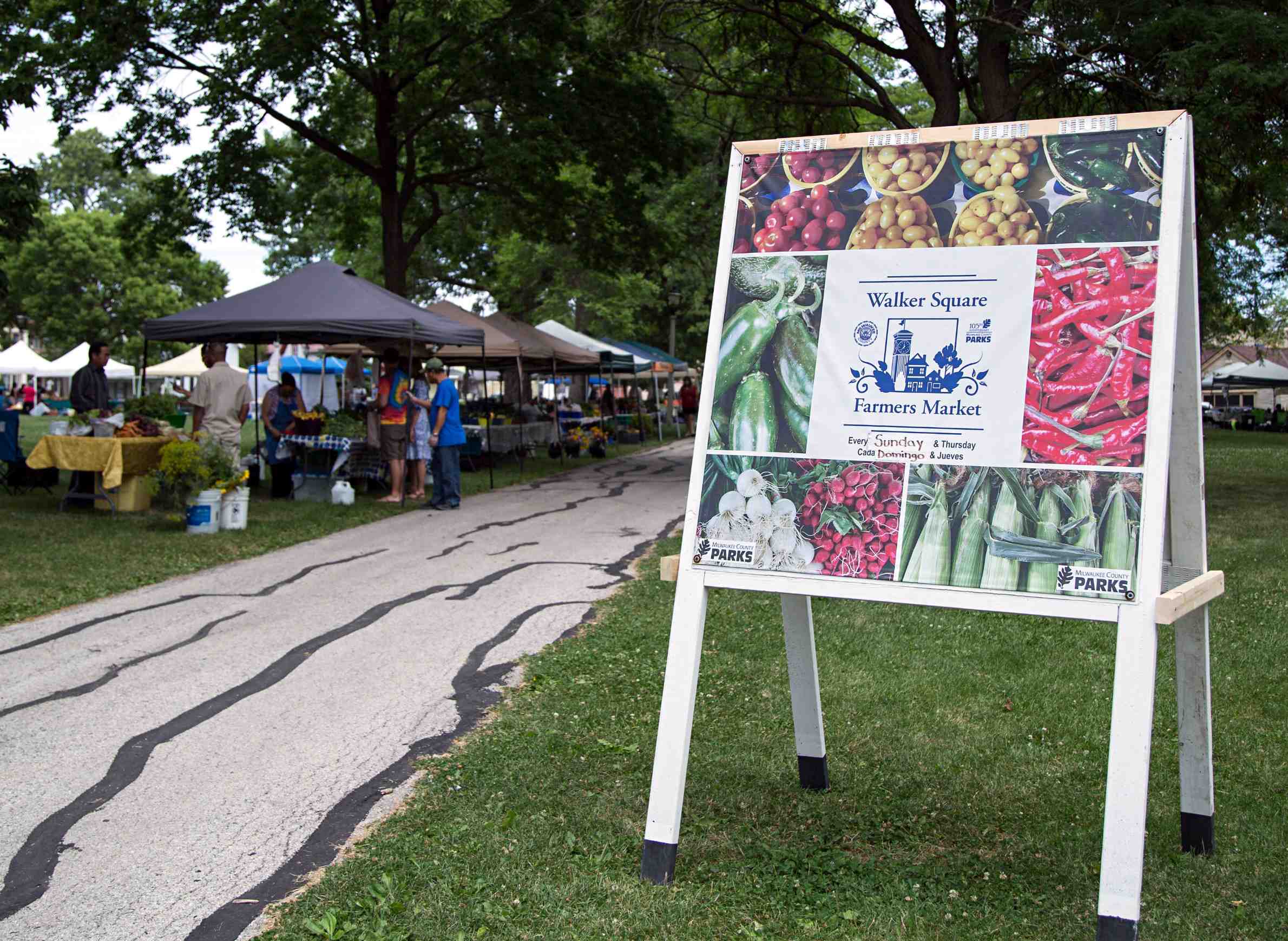 WisContext: Despite Growth In Numbers, Many Farmers’ Markets Face Fierce Competition