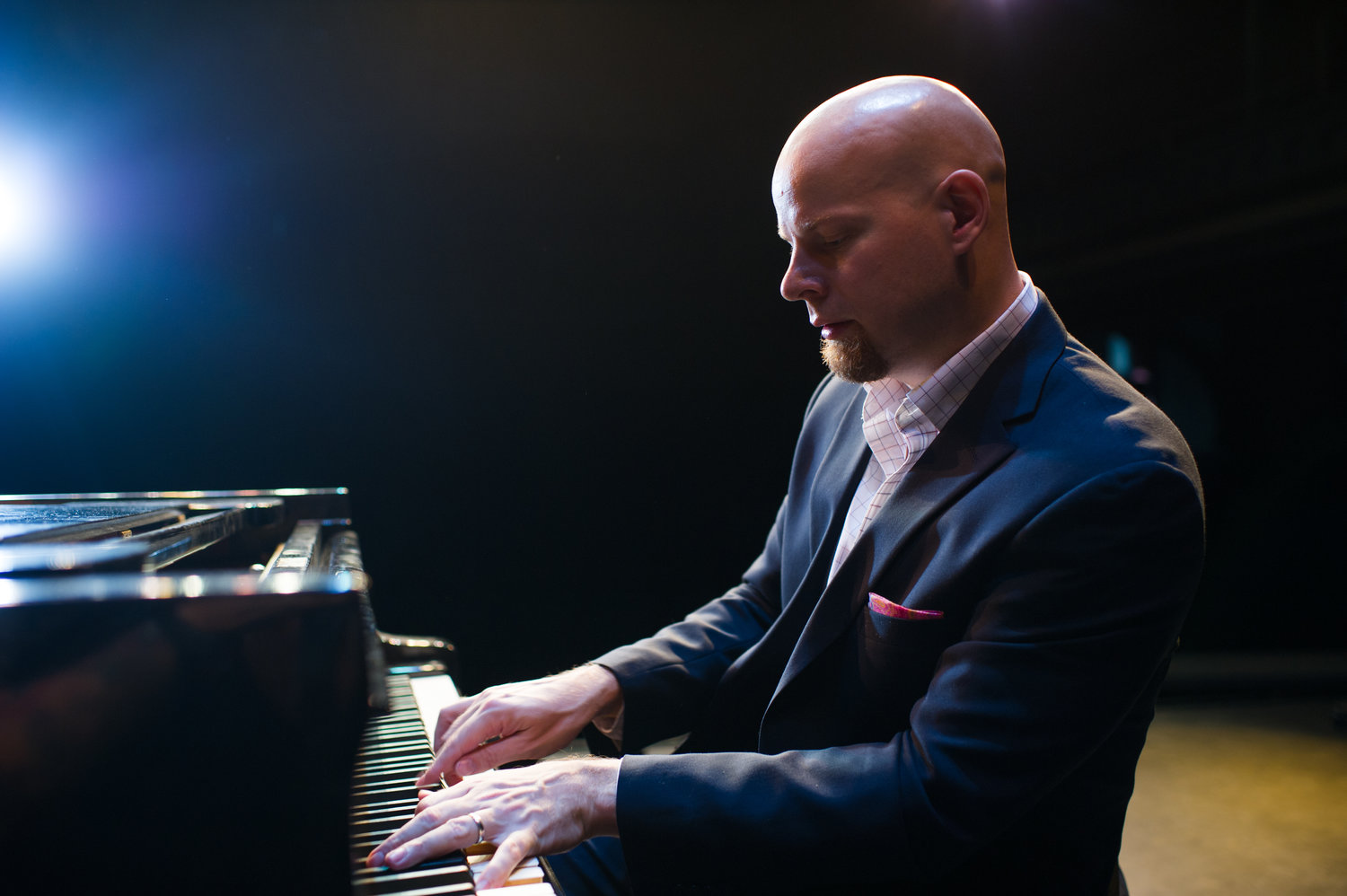 Photo of Jazz Pianist Johannes Wallmann