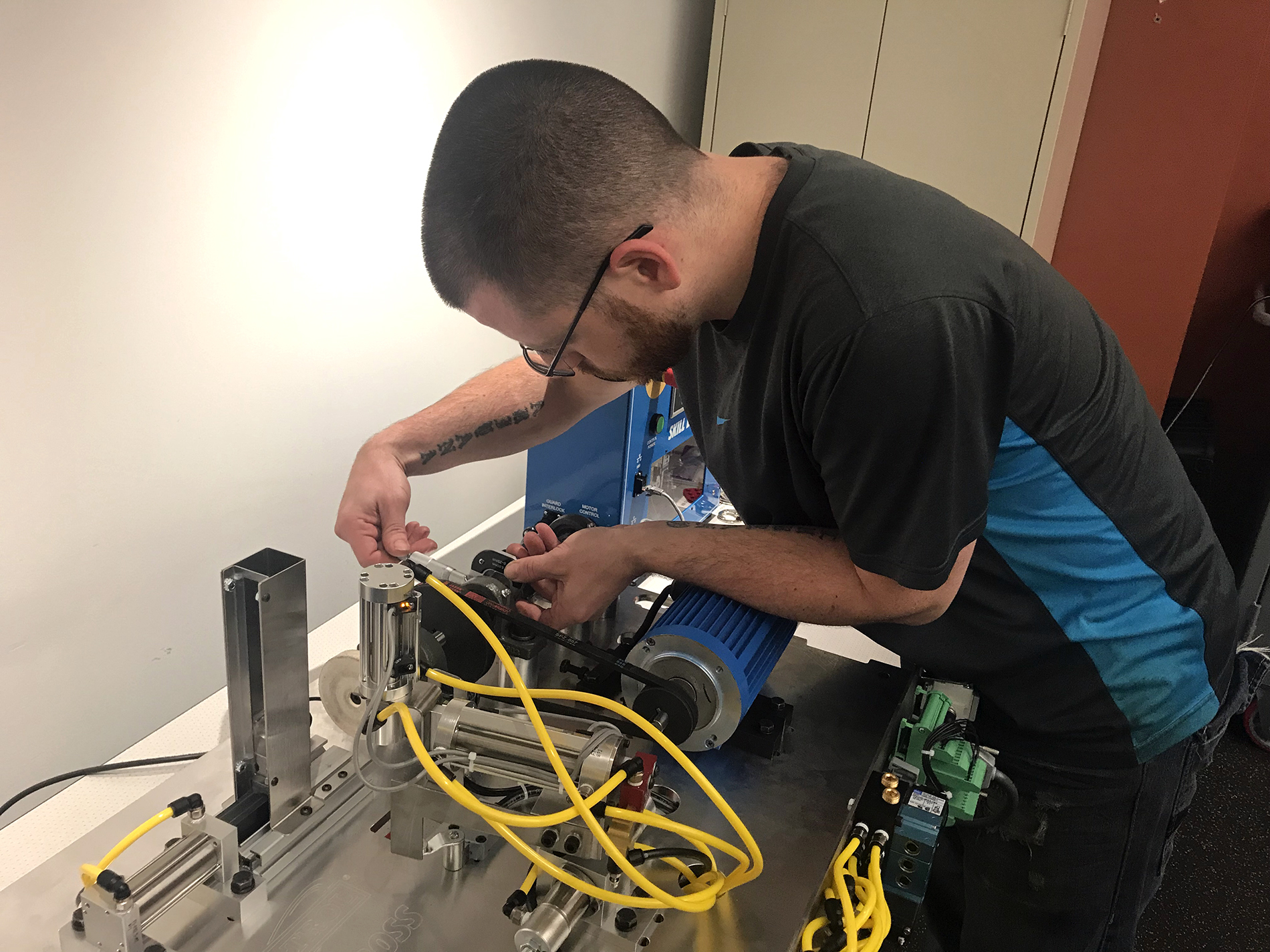Dan Lubrano works iin his advanced manufacturing class at Gateway Technical College