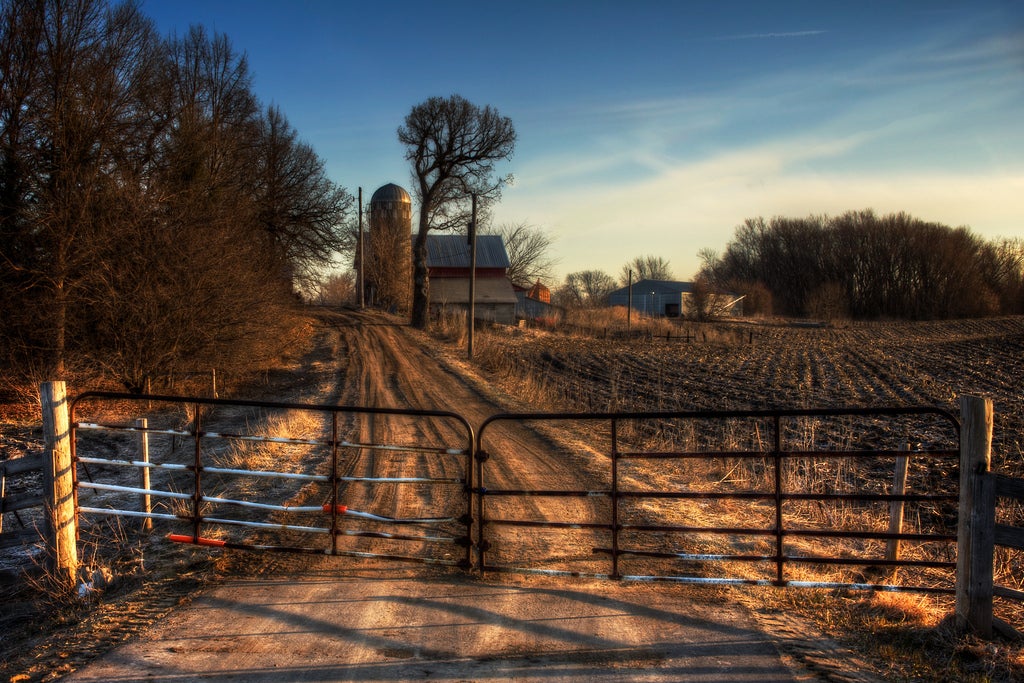 Gate to farm