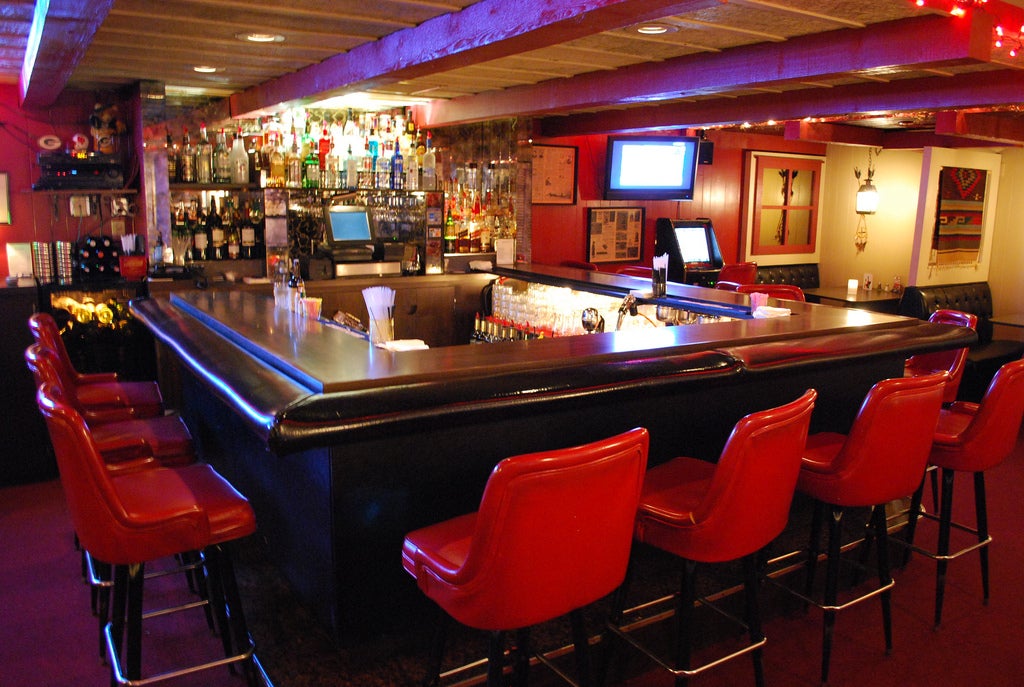 Nino's Steak Round-Up