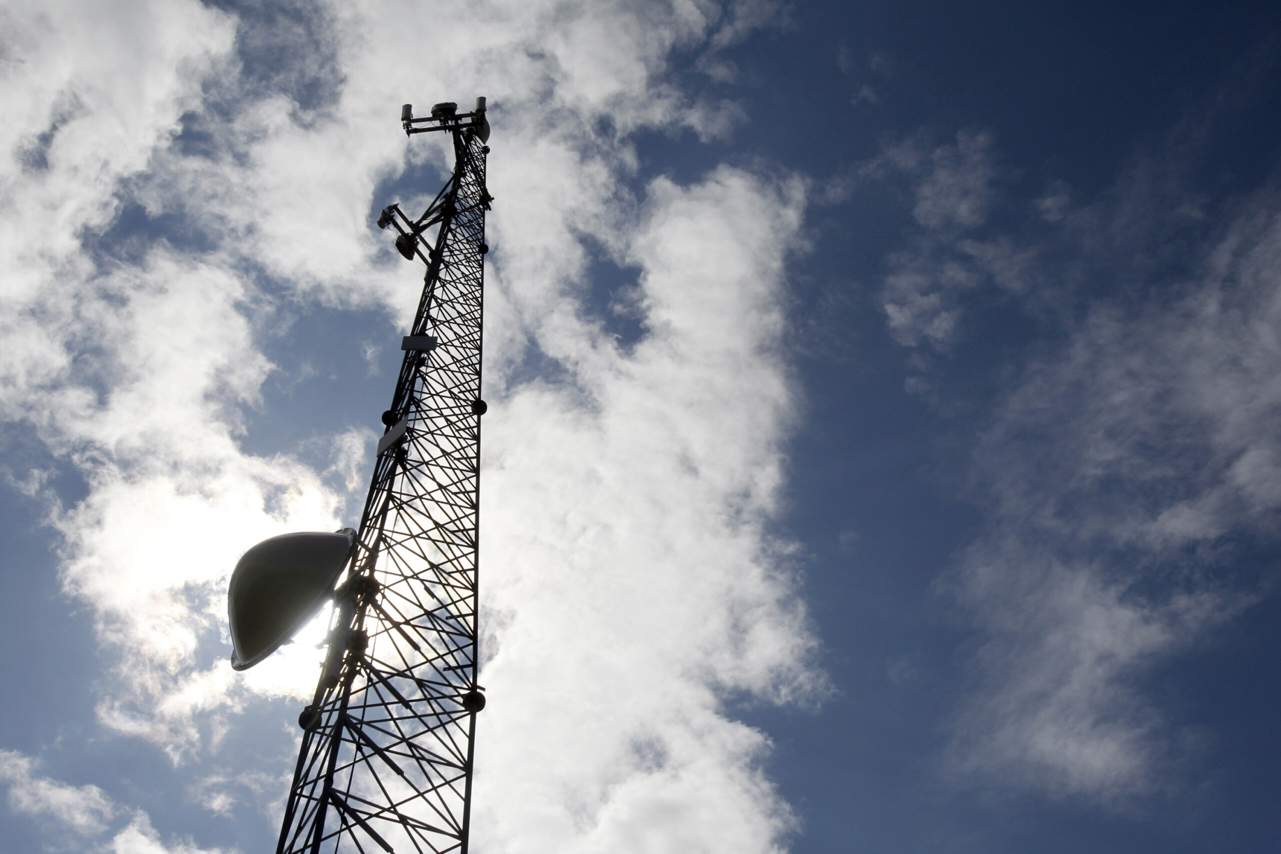 broadband tower, internet