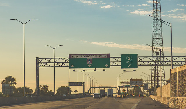 Image showing electronic toll collection in Illinois.