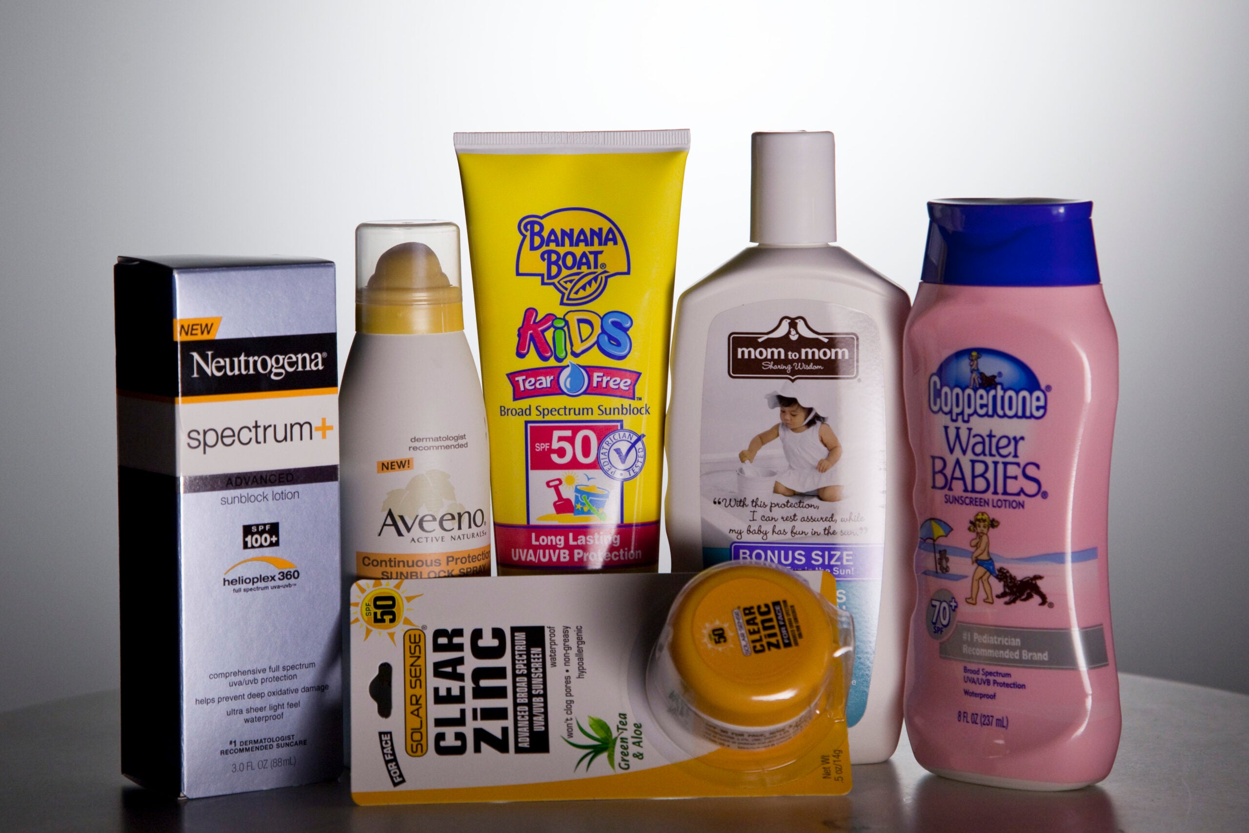 A variety of sunscreen bottles