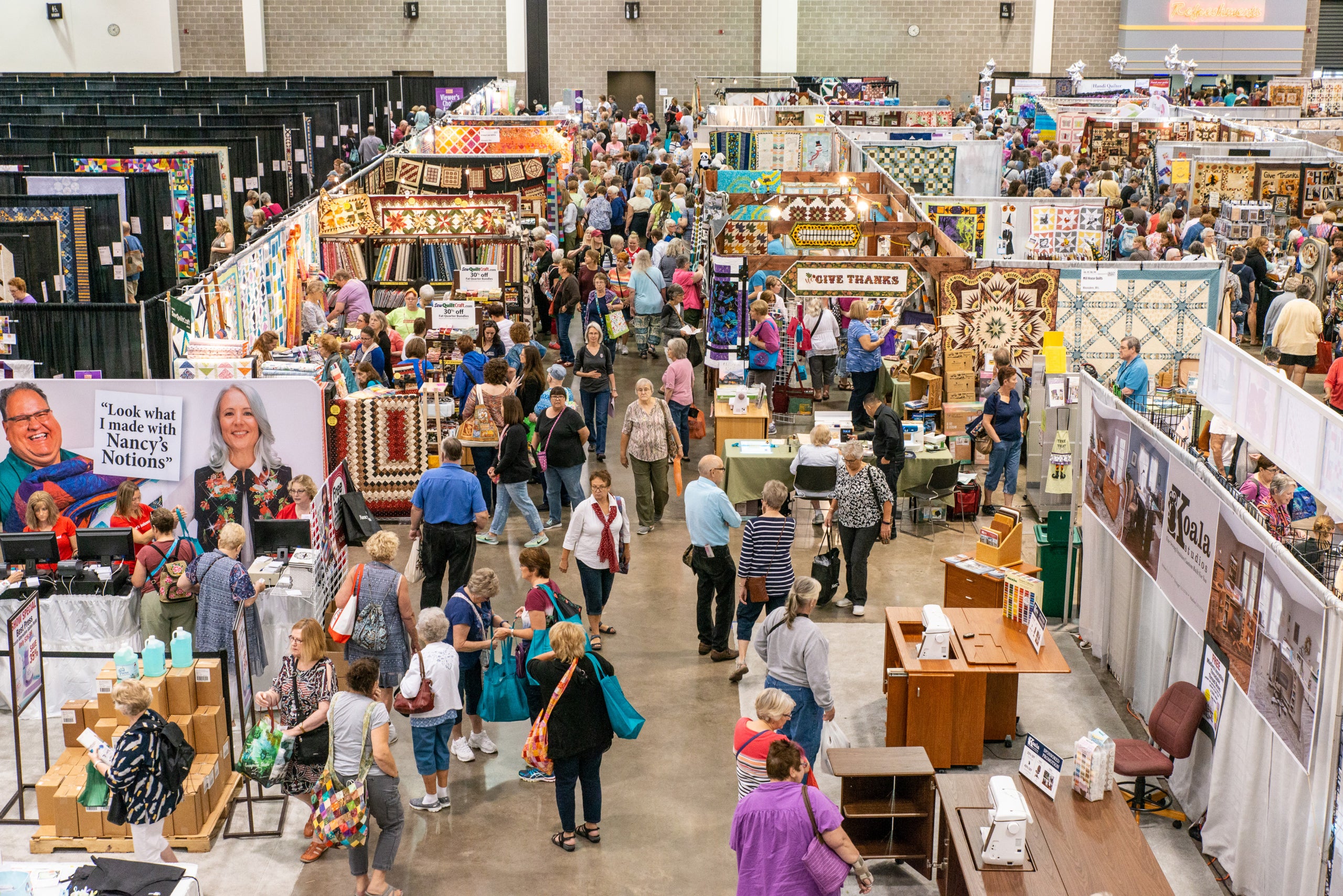 2018 Quilt Expo Exhibit Hall
