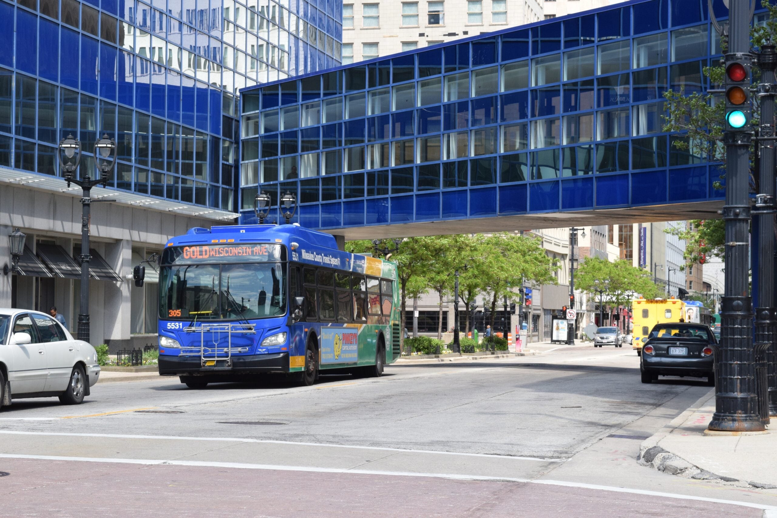 Milwaukee County supervisors adopt $1.4B budget but changes to transit routes, paratransit services unknown