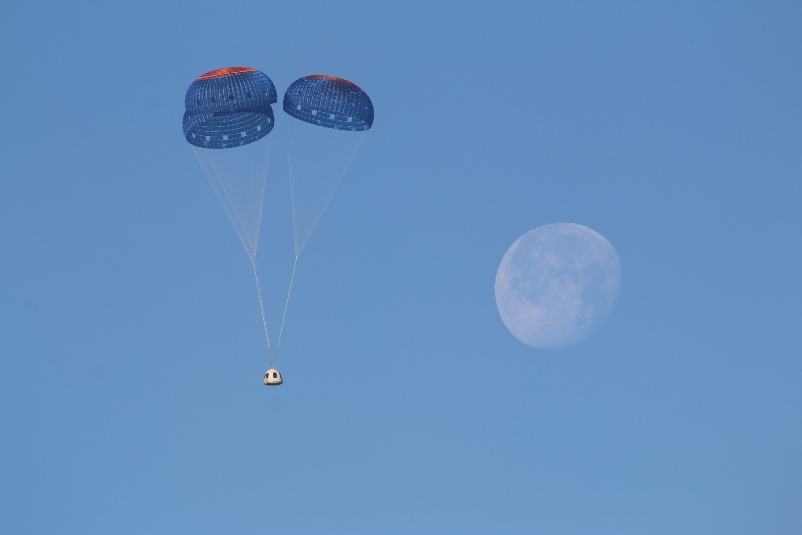 Blue Origin New Shepard crew capsule landing