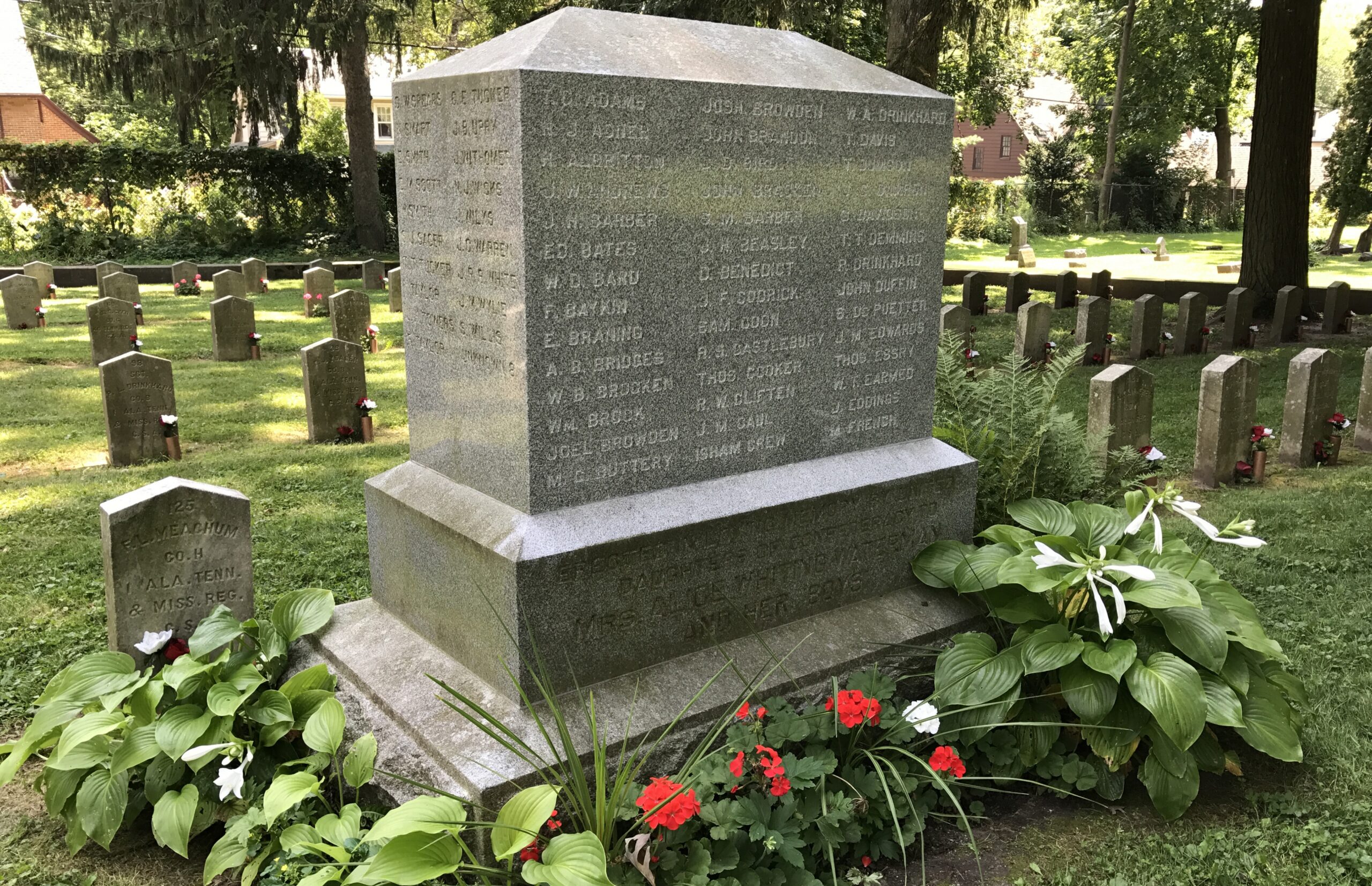 Confederate monument in Madison