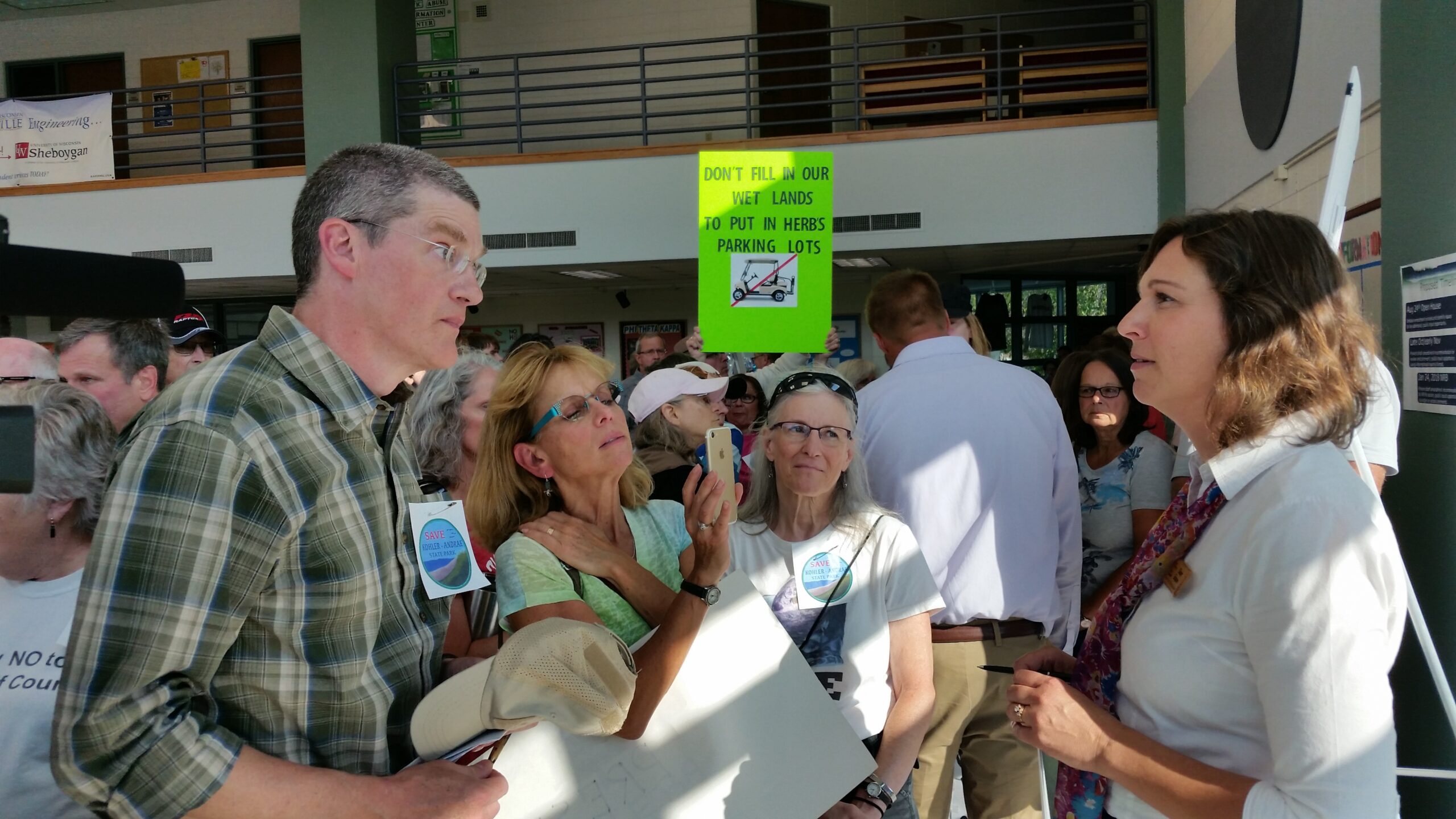 Kohler Golf Course Critics Raise Concerns At DNR Open House