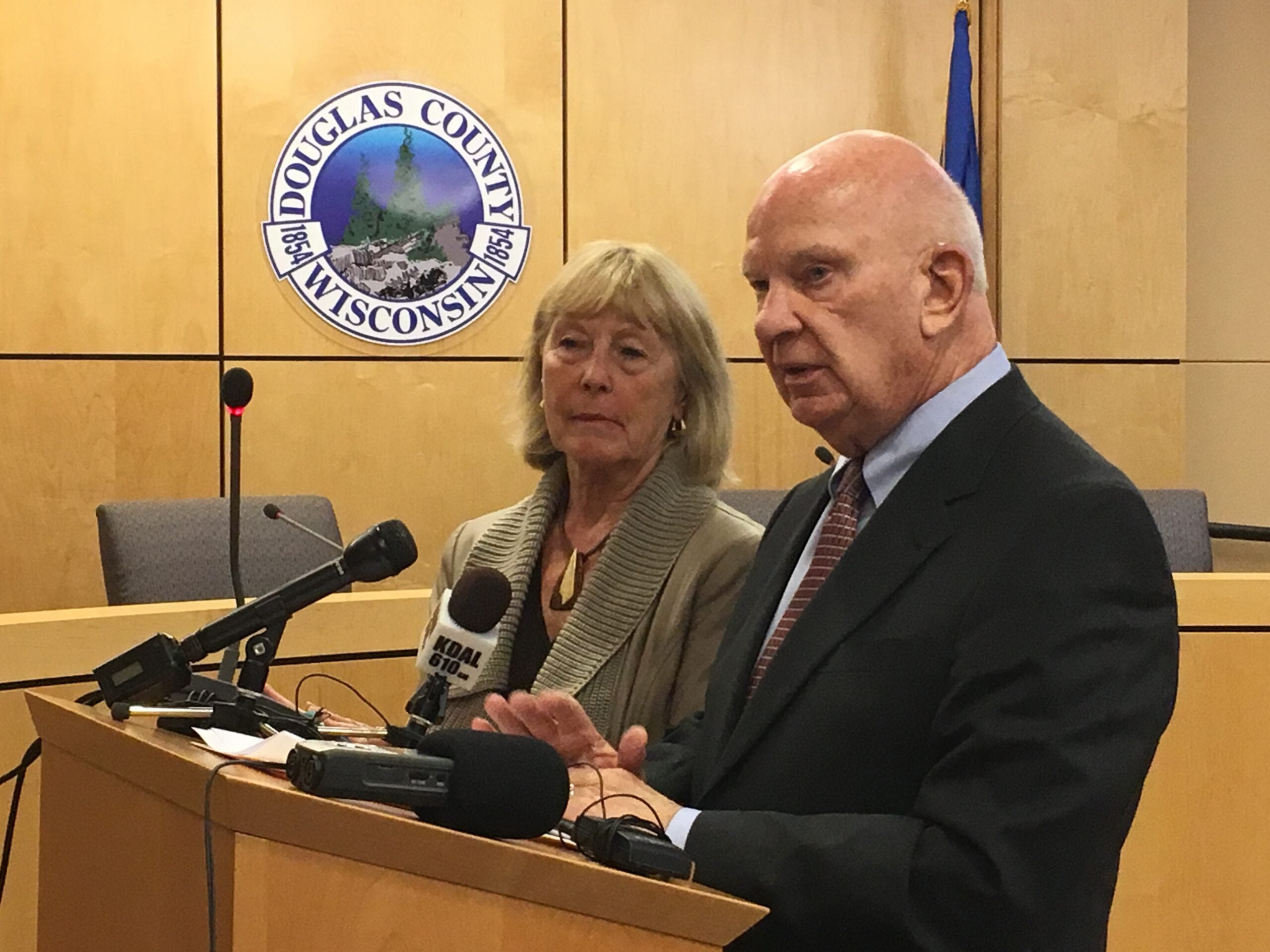 Superior Mayor Bruce Hagen