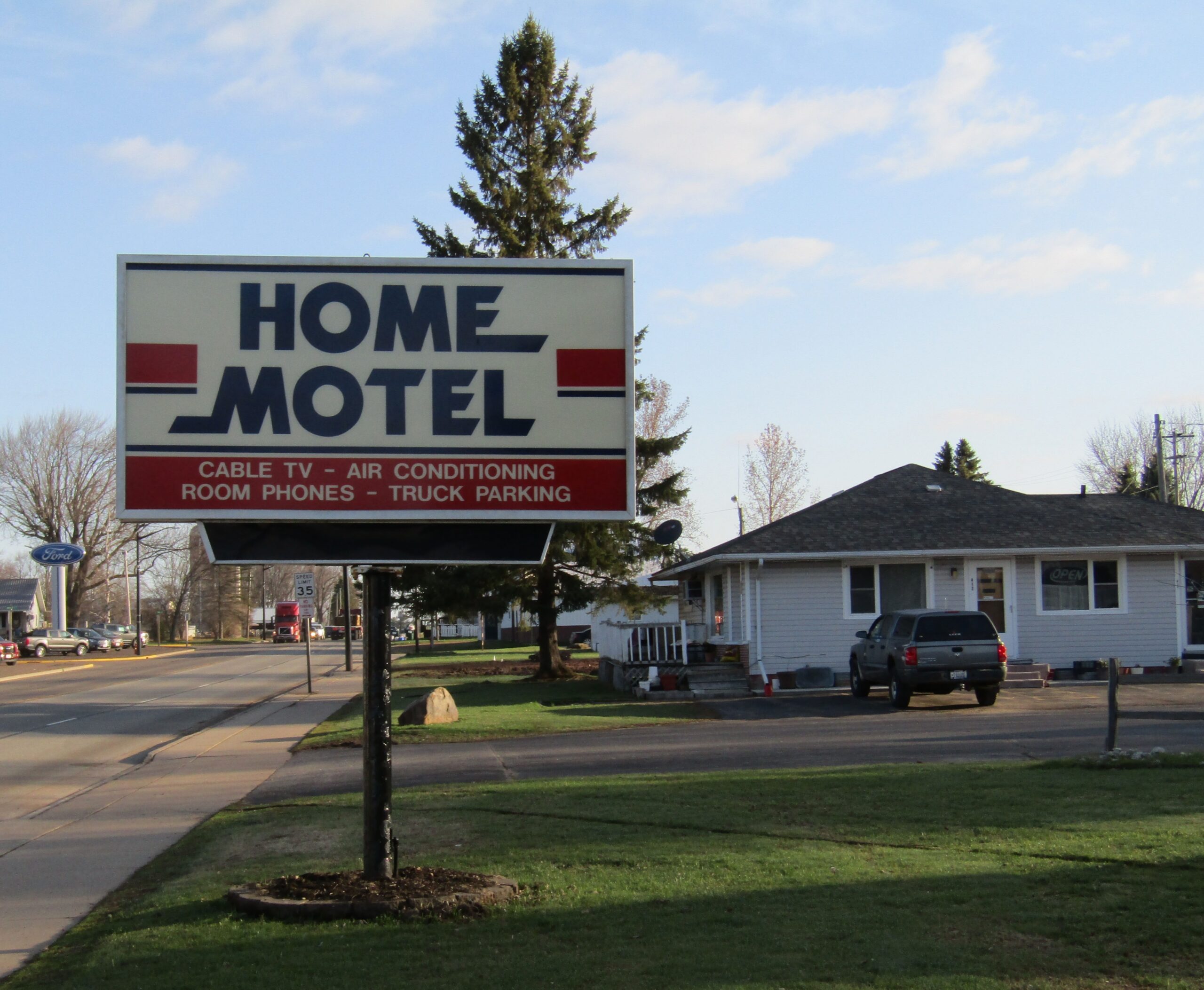 Home Motel in Abbotsford