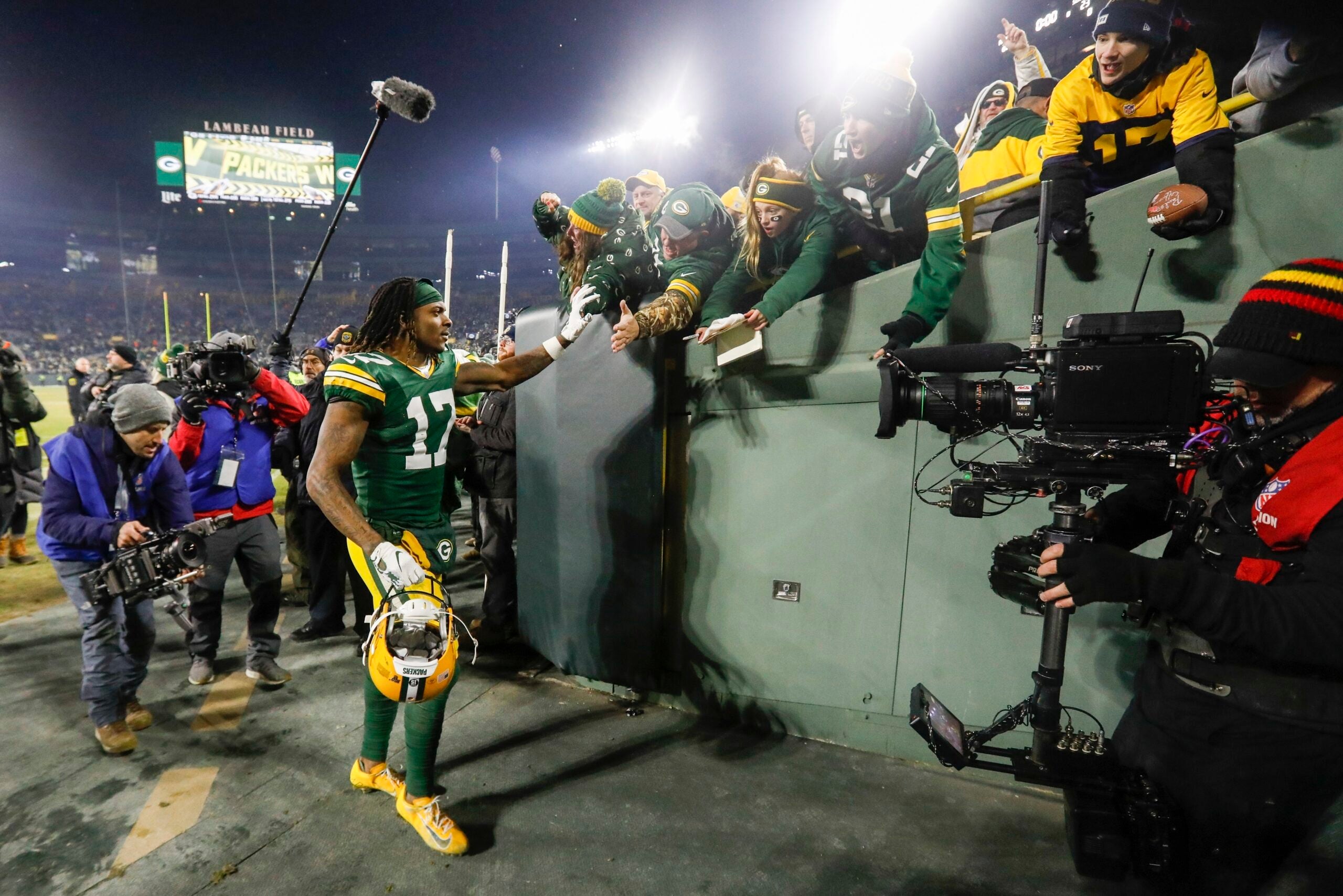 Davante Adams celebrates playoff win at Lambeau