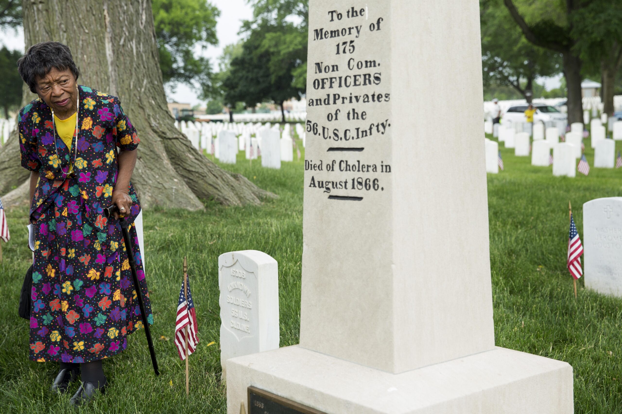 Edwina W. Lindsey looks at the grave marker of former slaves who fought in the Civil War