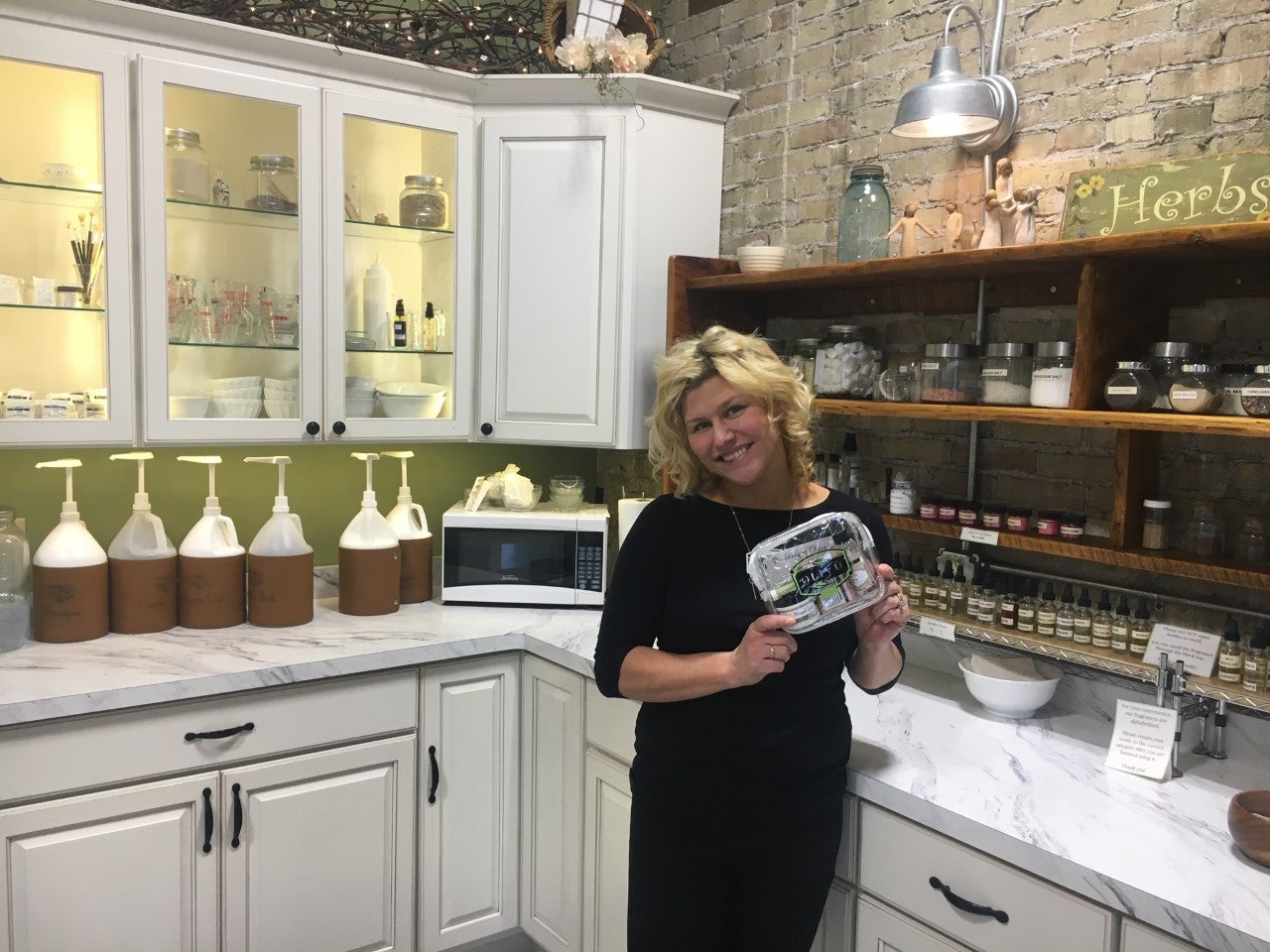 Caitlin Brotz poses at Olivu 426