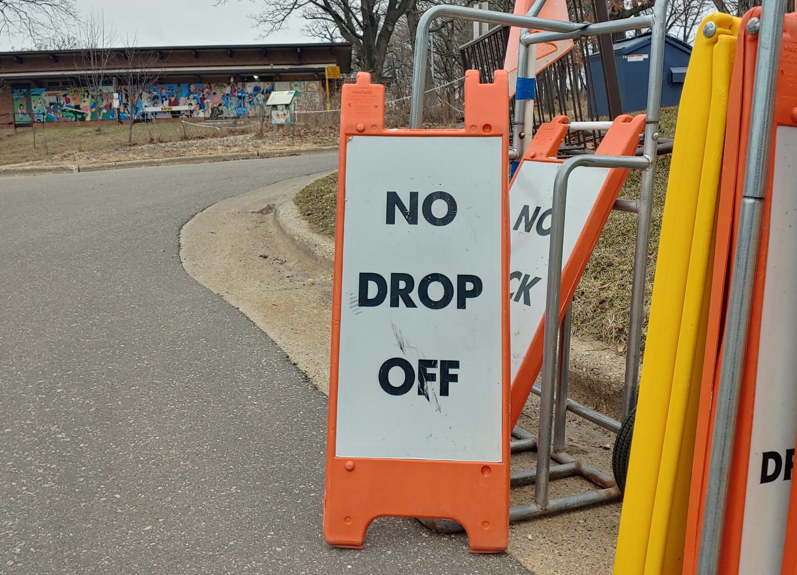 School sign says "No Drop Off"