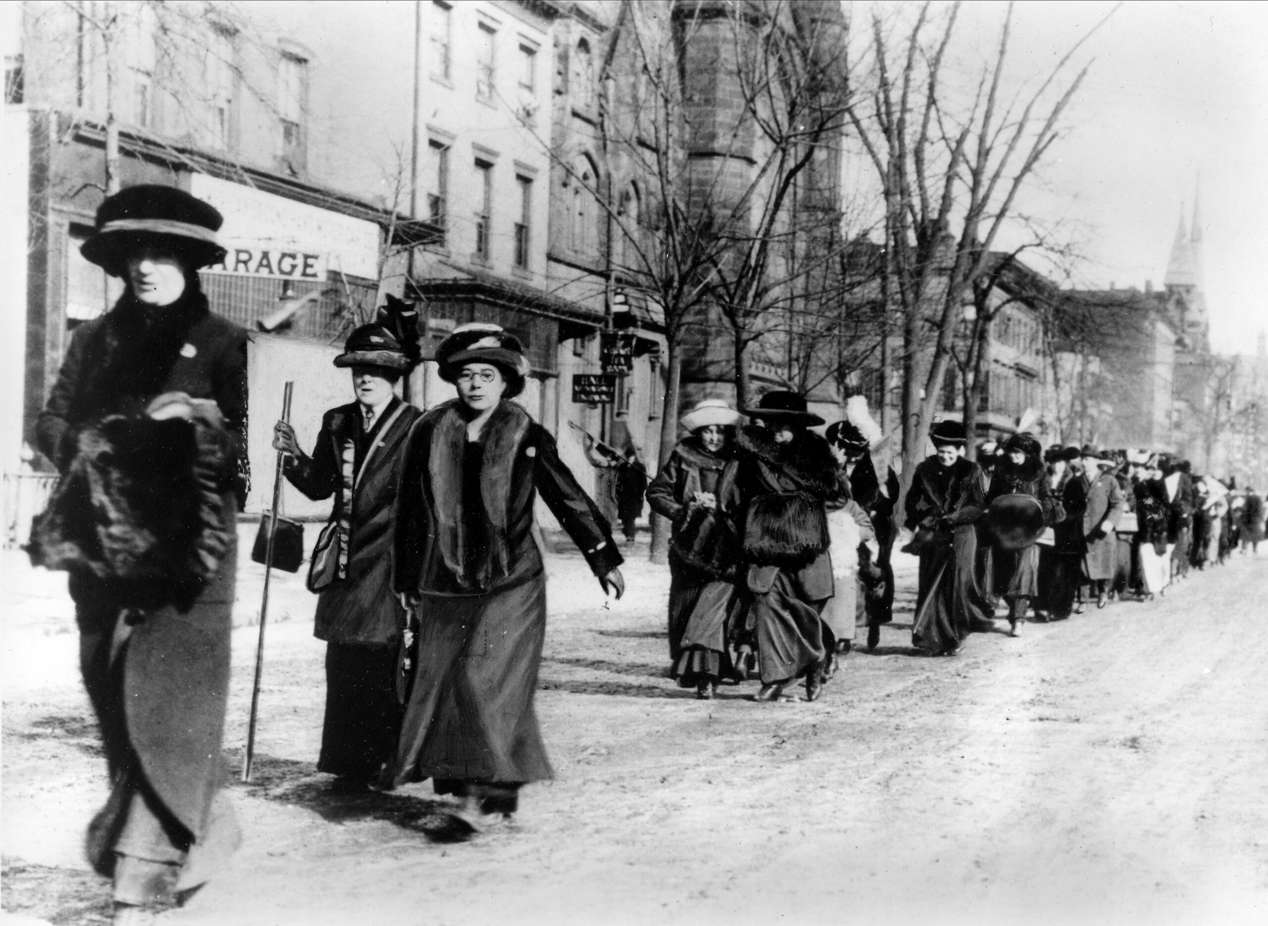 Suffragists march in New York