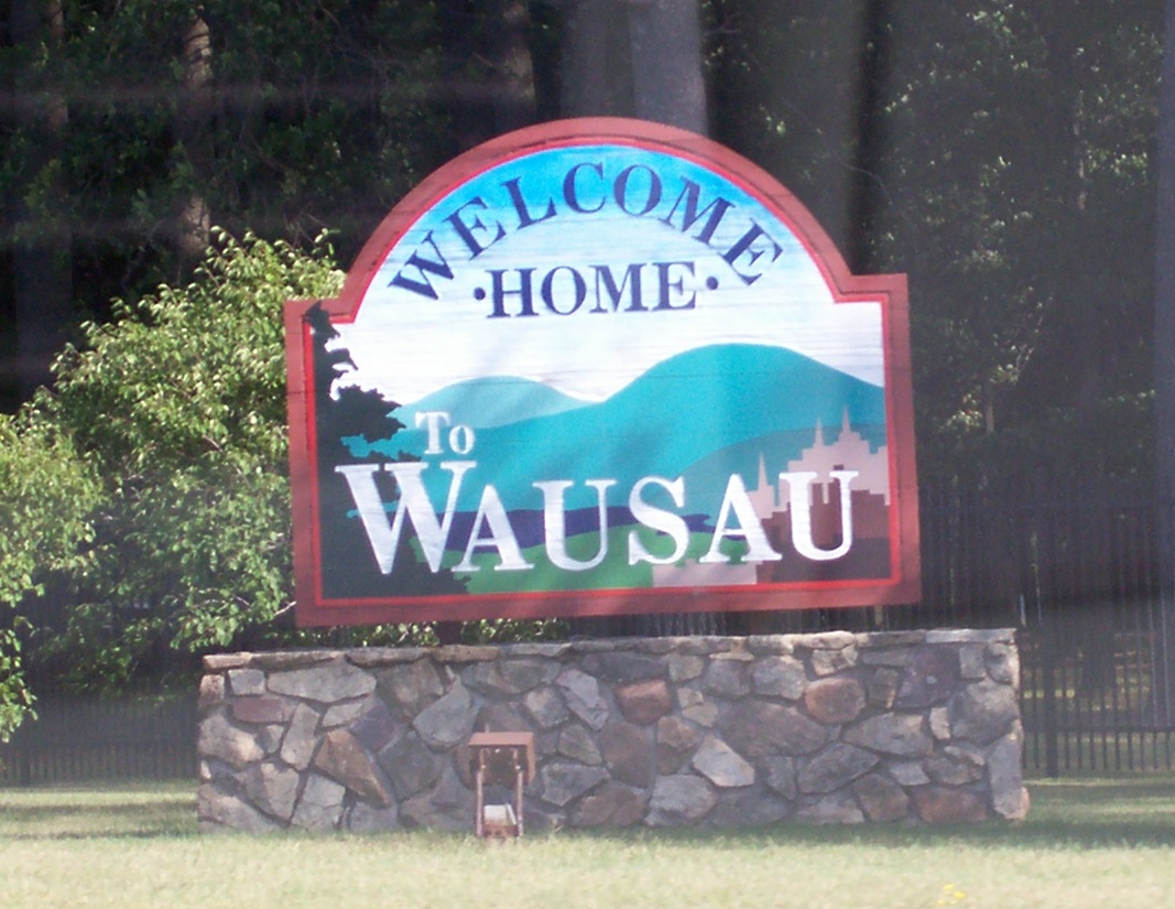 Wausau welcome sign