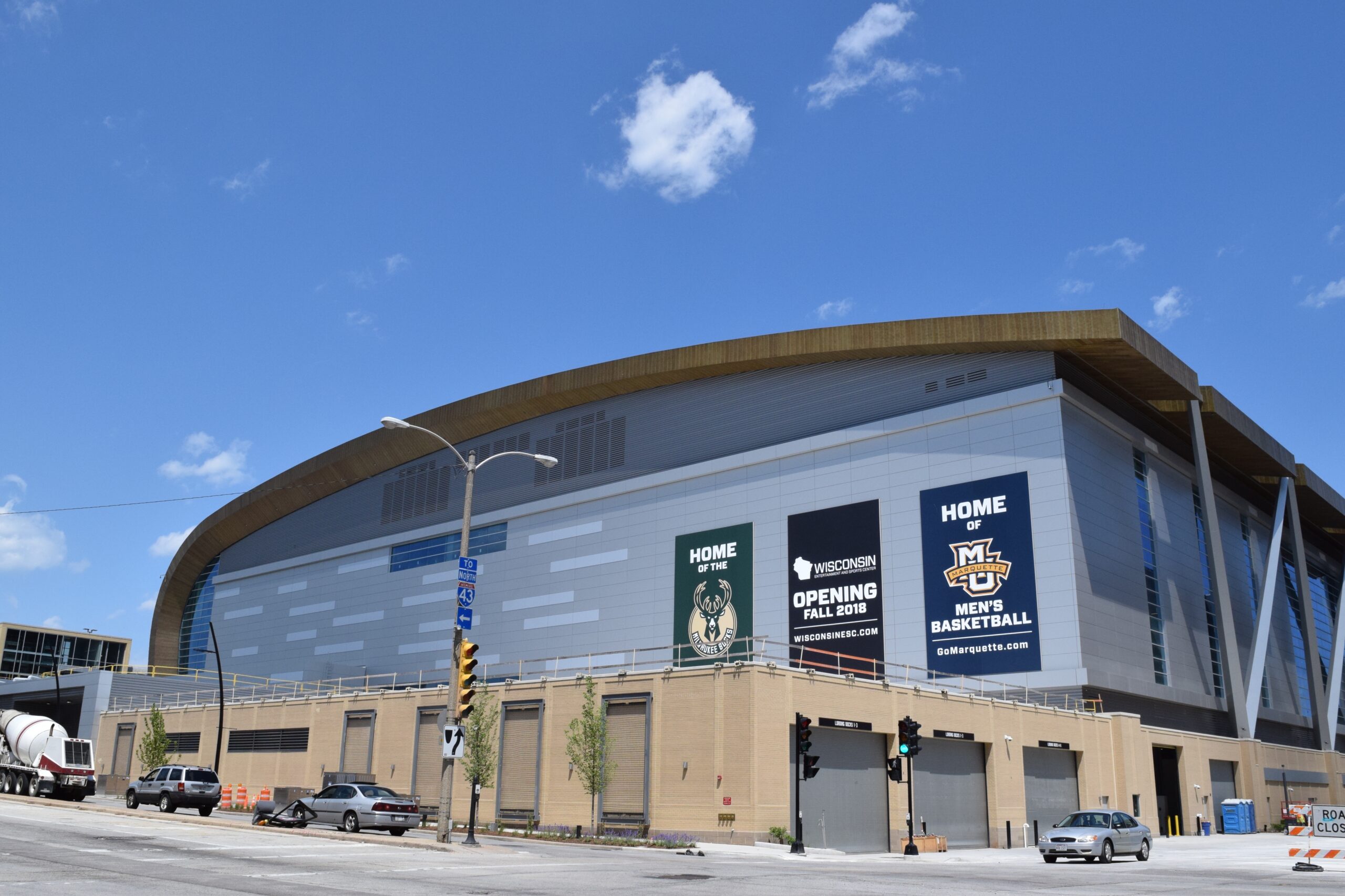 Milwaukee Bucks Arena, Downtown Milwaukee