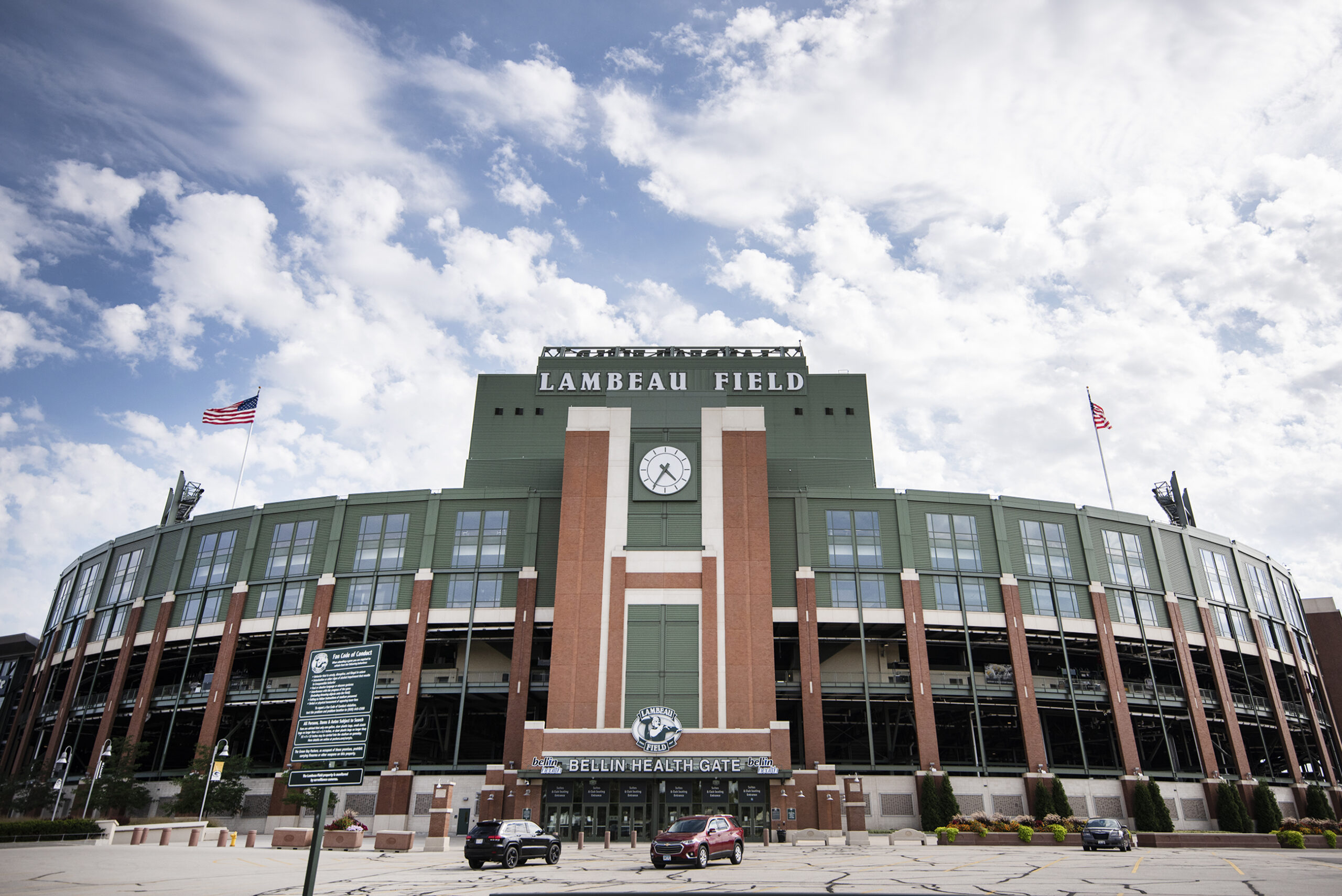 Packers Fans Return For Monday Night Football At Lambeau Field