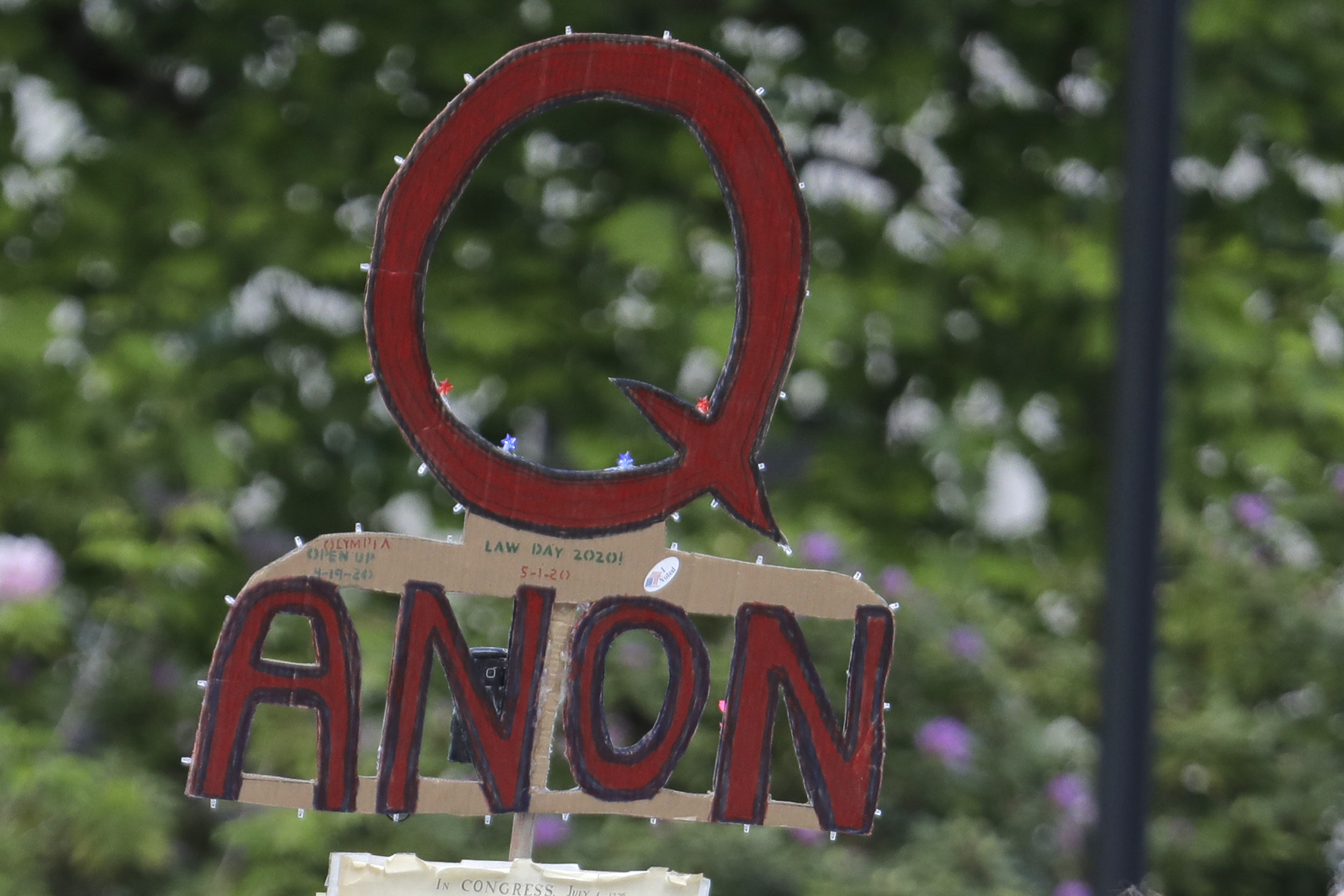 A QAnon sign at a rally