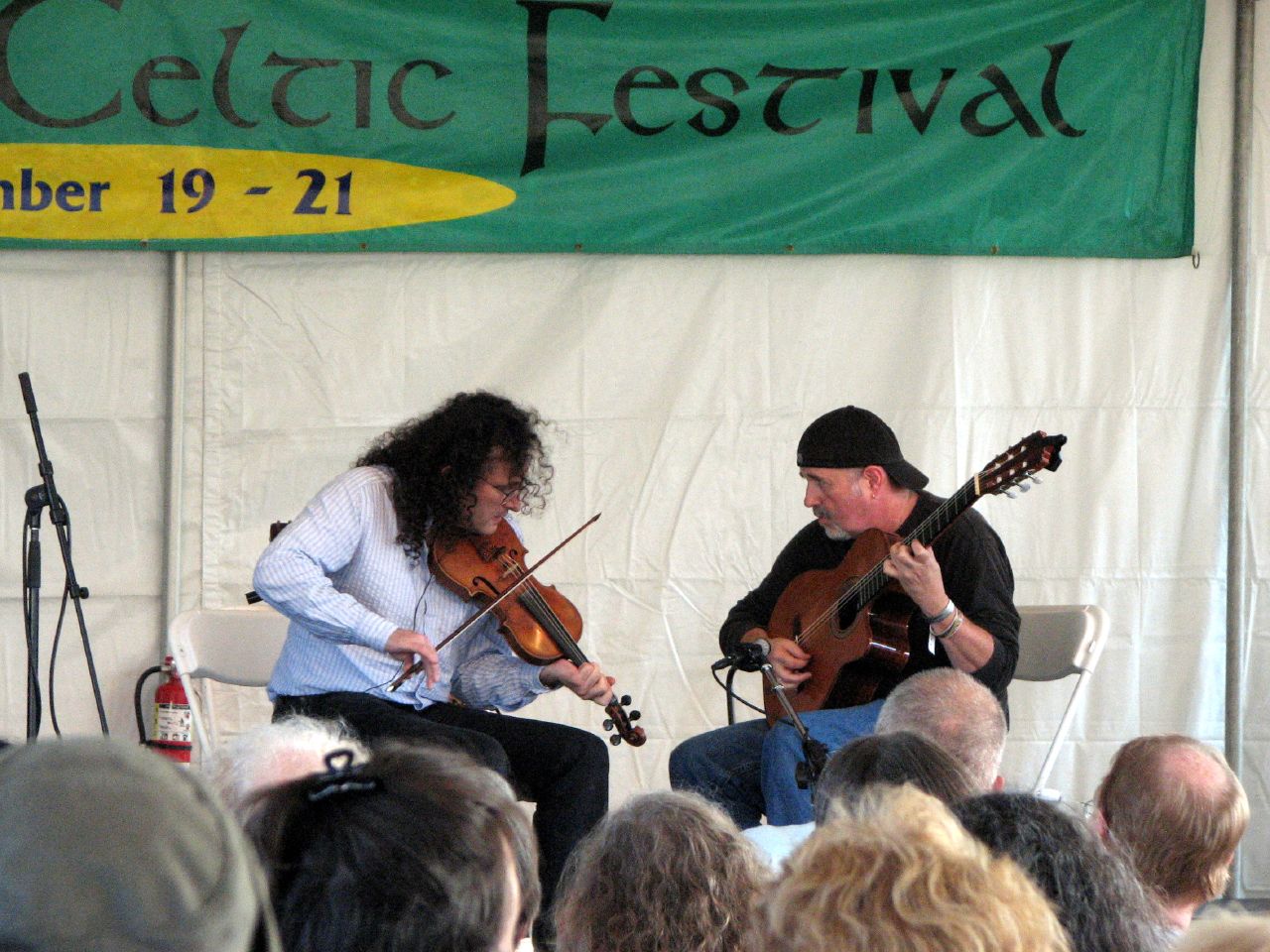 Martin Hayes & Dennis Cahill performing at the 2008 Sebastopol Celtic Festival