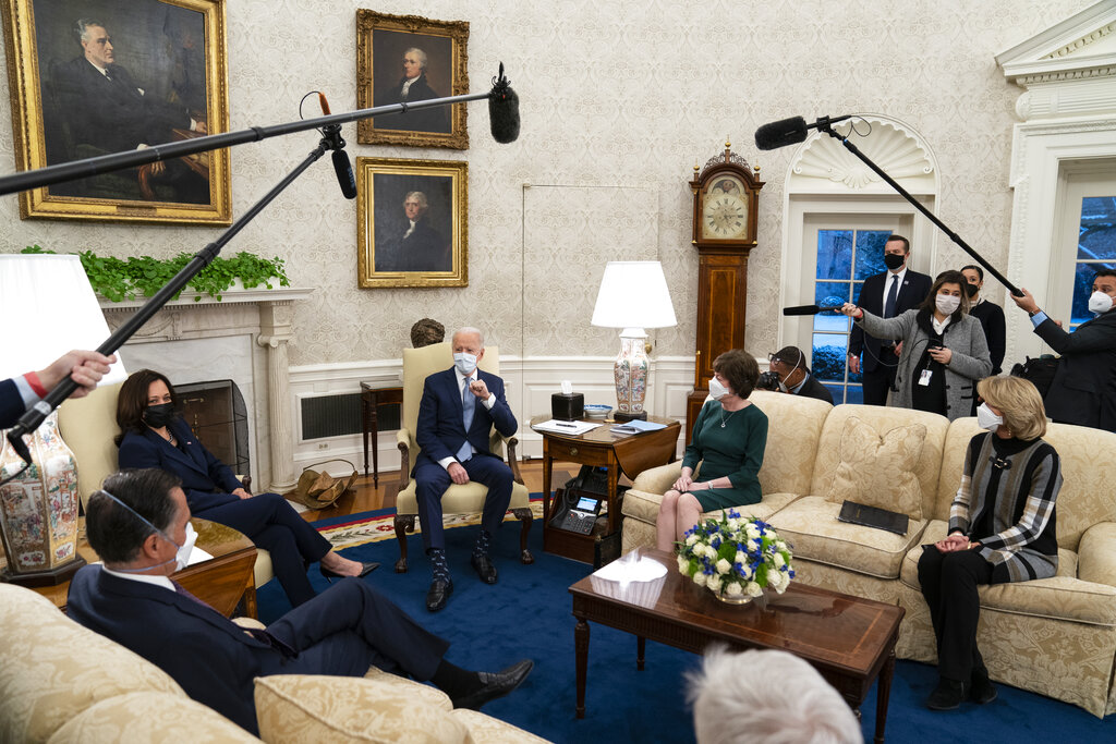 Biden Harris Oval Office Republicans