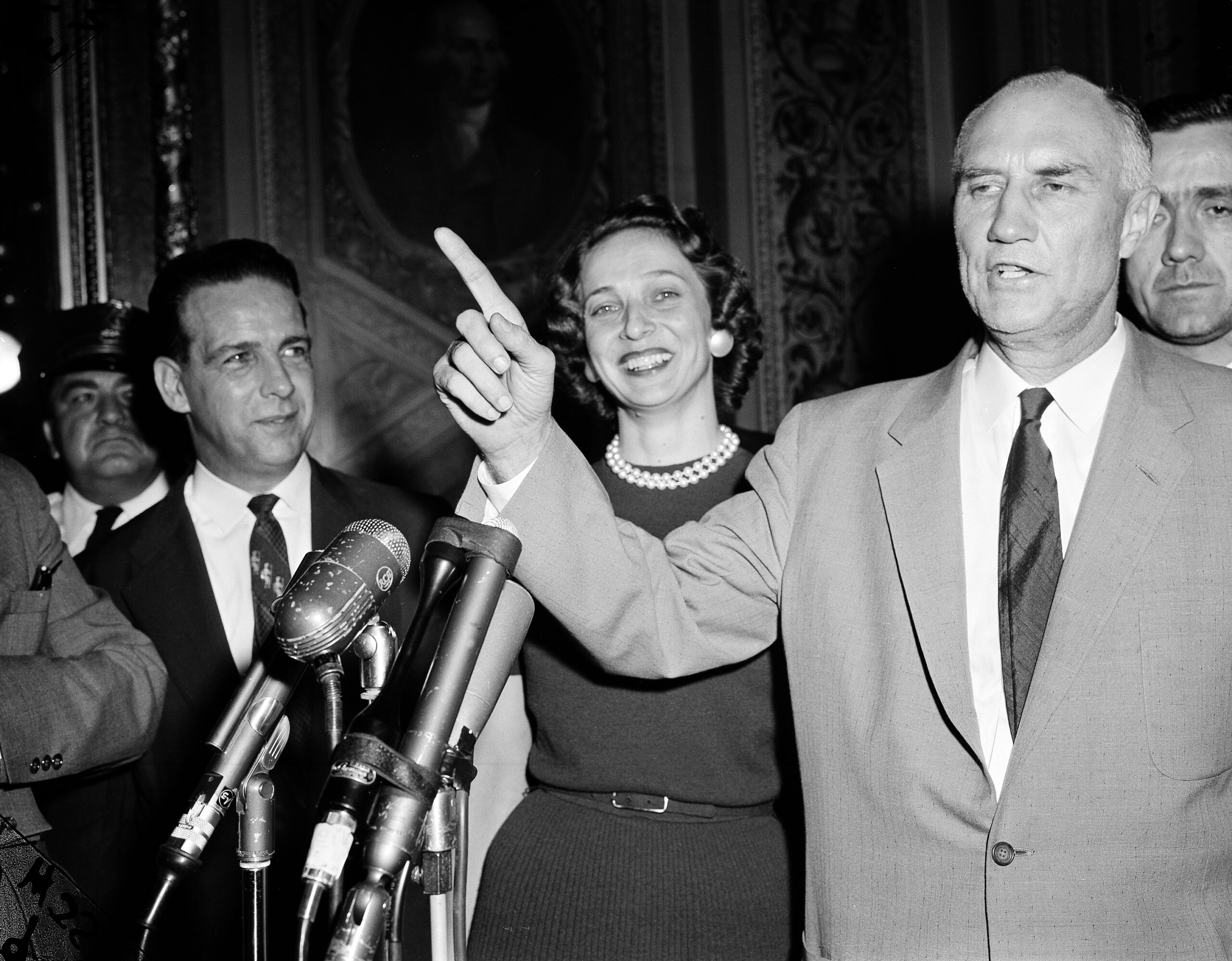 U.S. Sen. Strom Thurmond speaking to reporters after setting filibuster record
