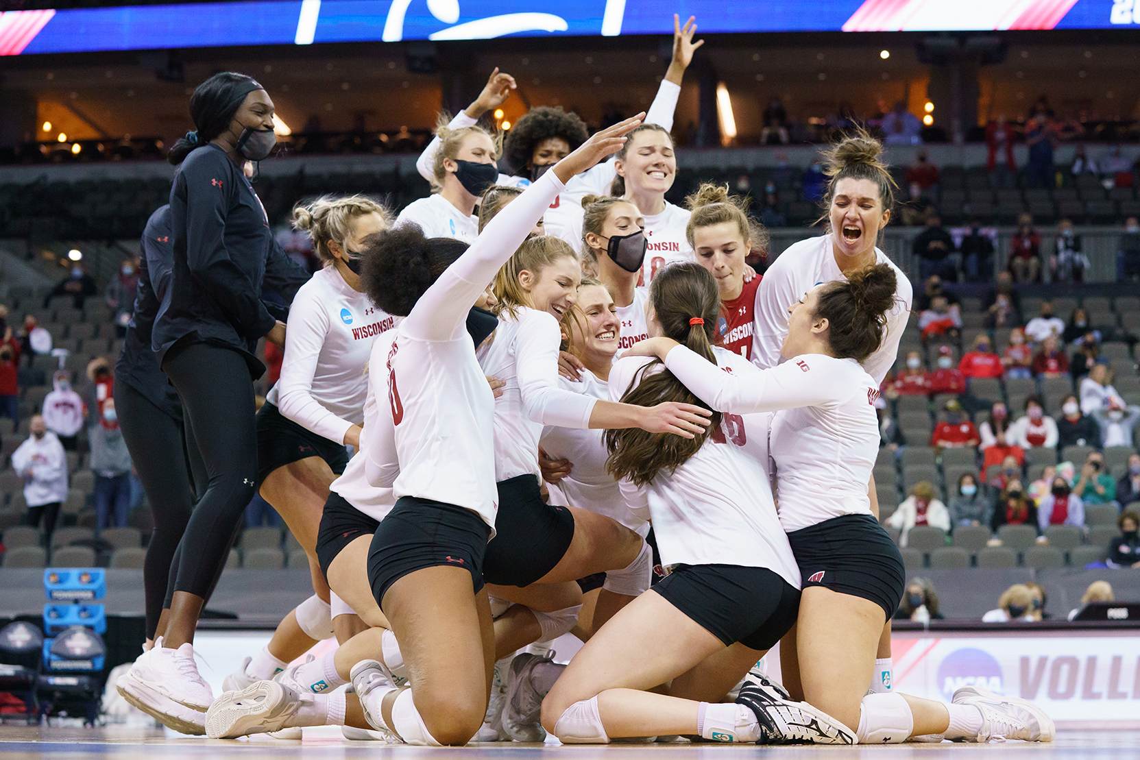 Badger volleyball win over Florida in the NCAA Regional 20-21 final.