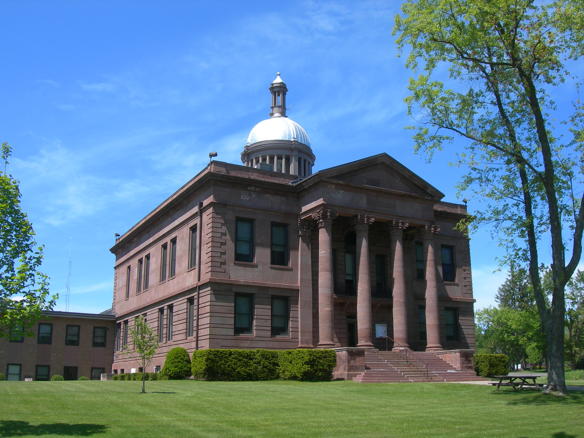 Bayfield County Courthouse 