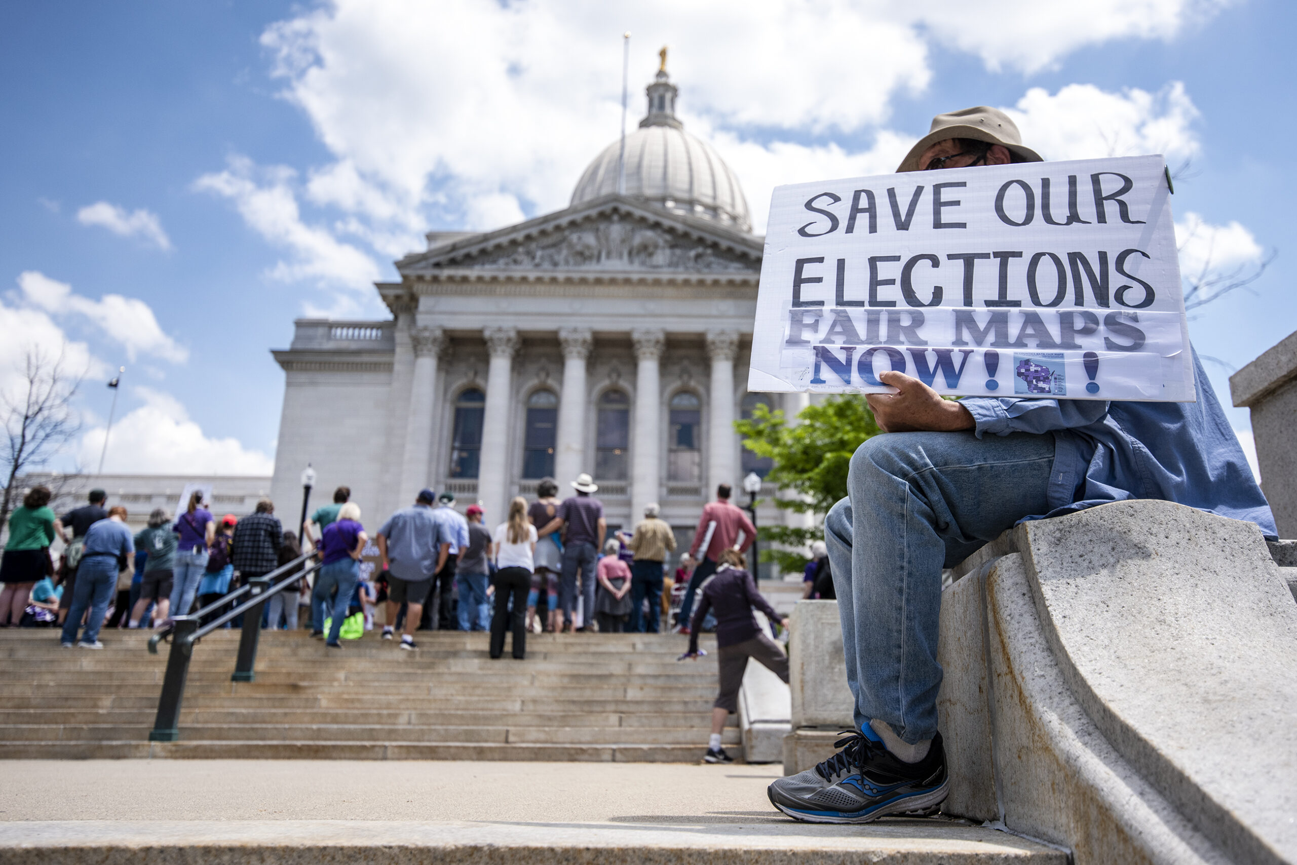 Wisconsin Supreme Court overturns Republican-drawn legislative maps