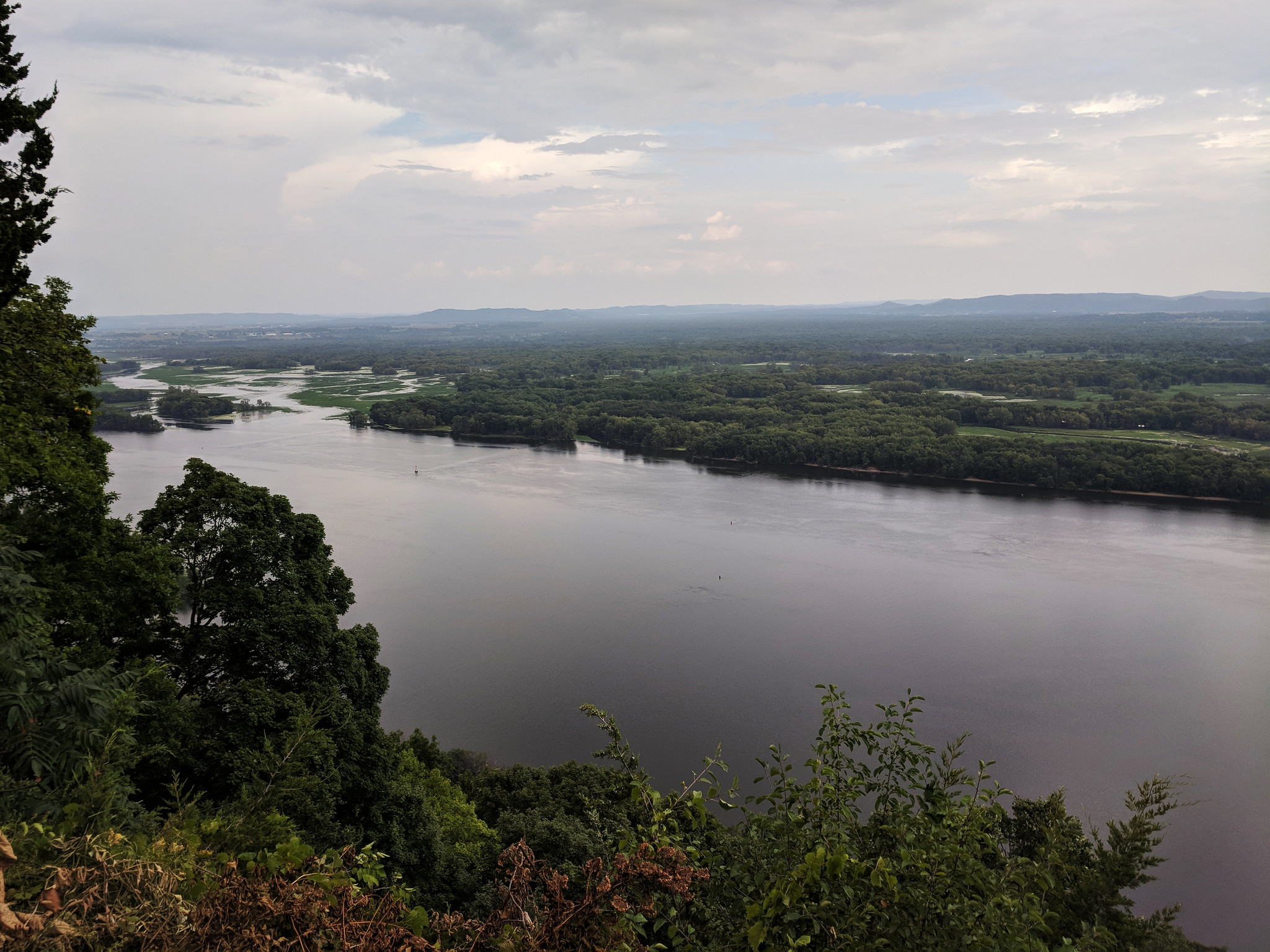 Overlooking the Mississippi River and Upper Mississippi River National Wildlife and Fish Refuge