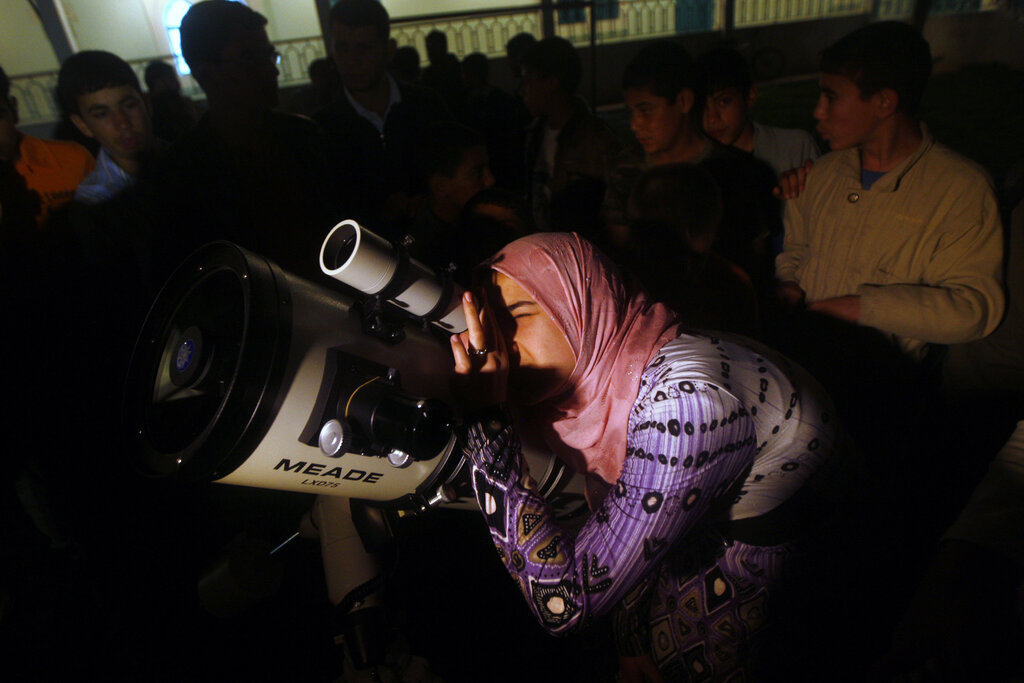 Stargazing through a telescope